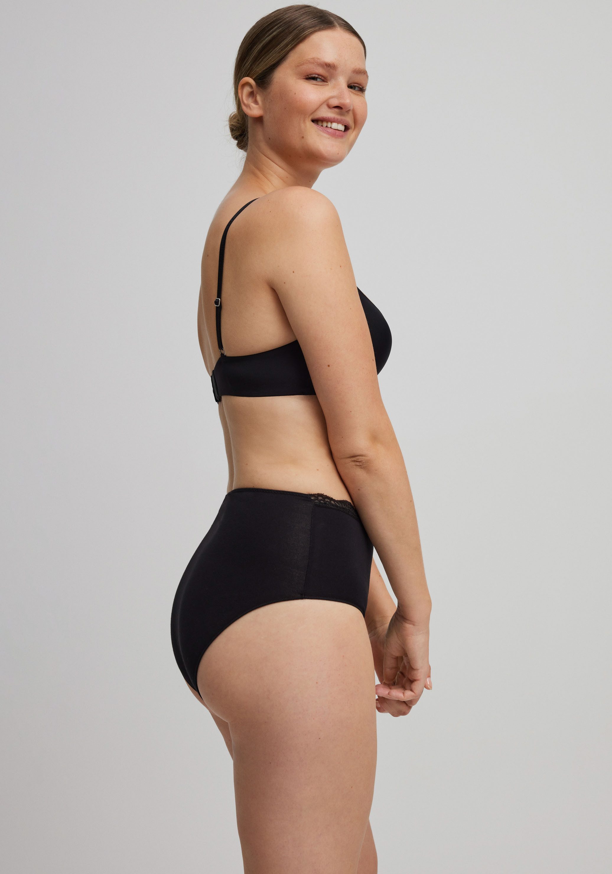 YSABEL MORA Tailleslip BASIC COLLECTION COTTON WITH LACE hoog uitgesneden en verfijnd met delicate kant (Set van 3)