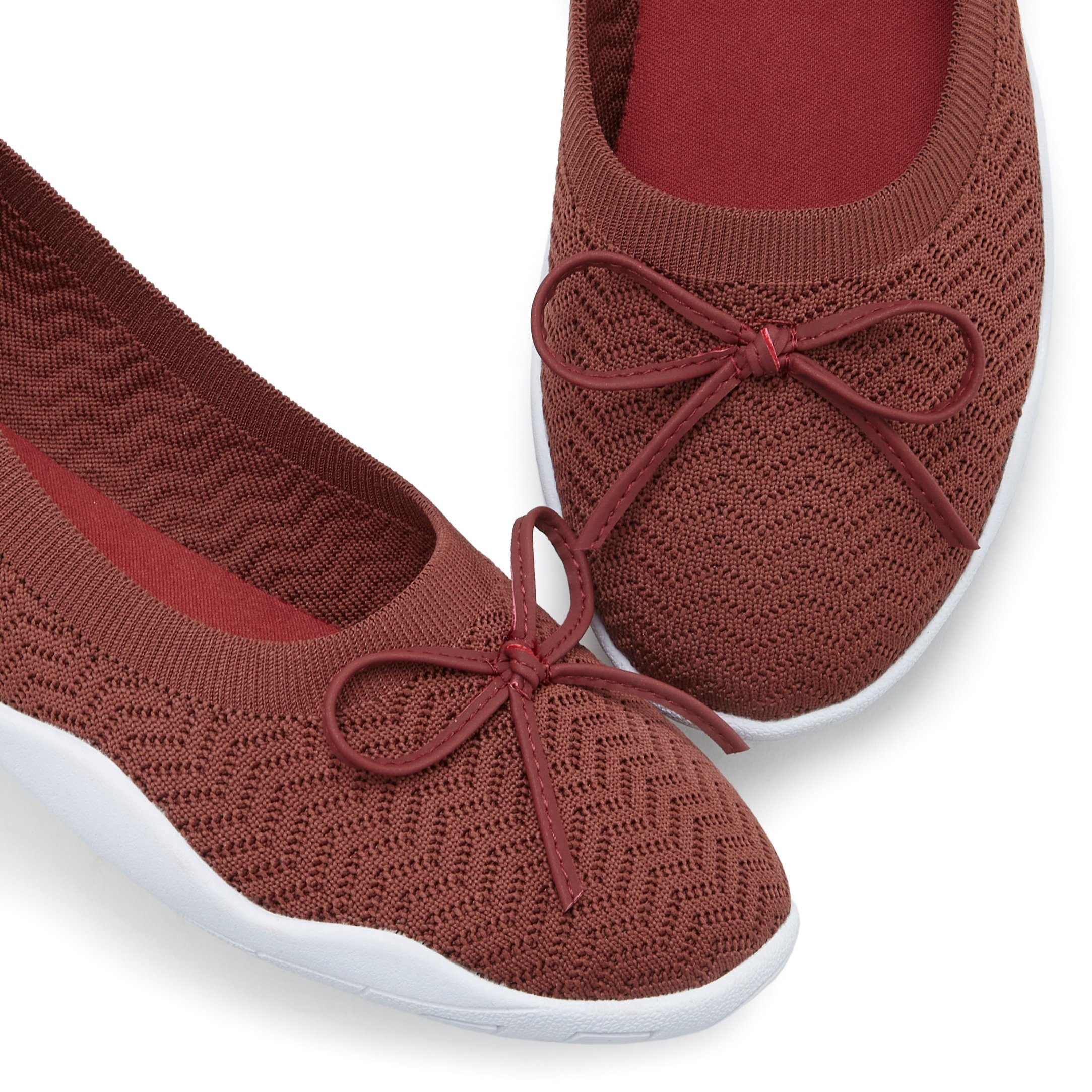 Lascana Sneaker ballerina's Slipper, lage schoen, slip-on sneaker ultralicht VEGAN