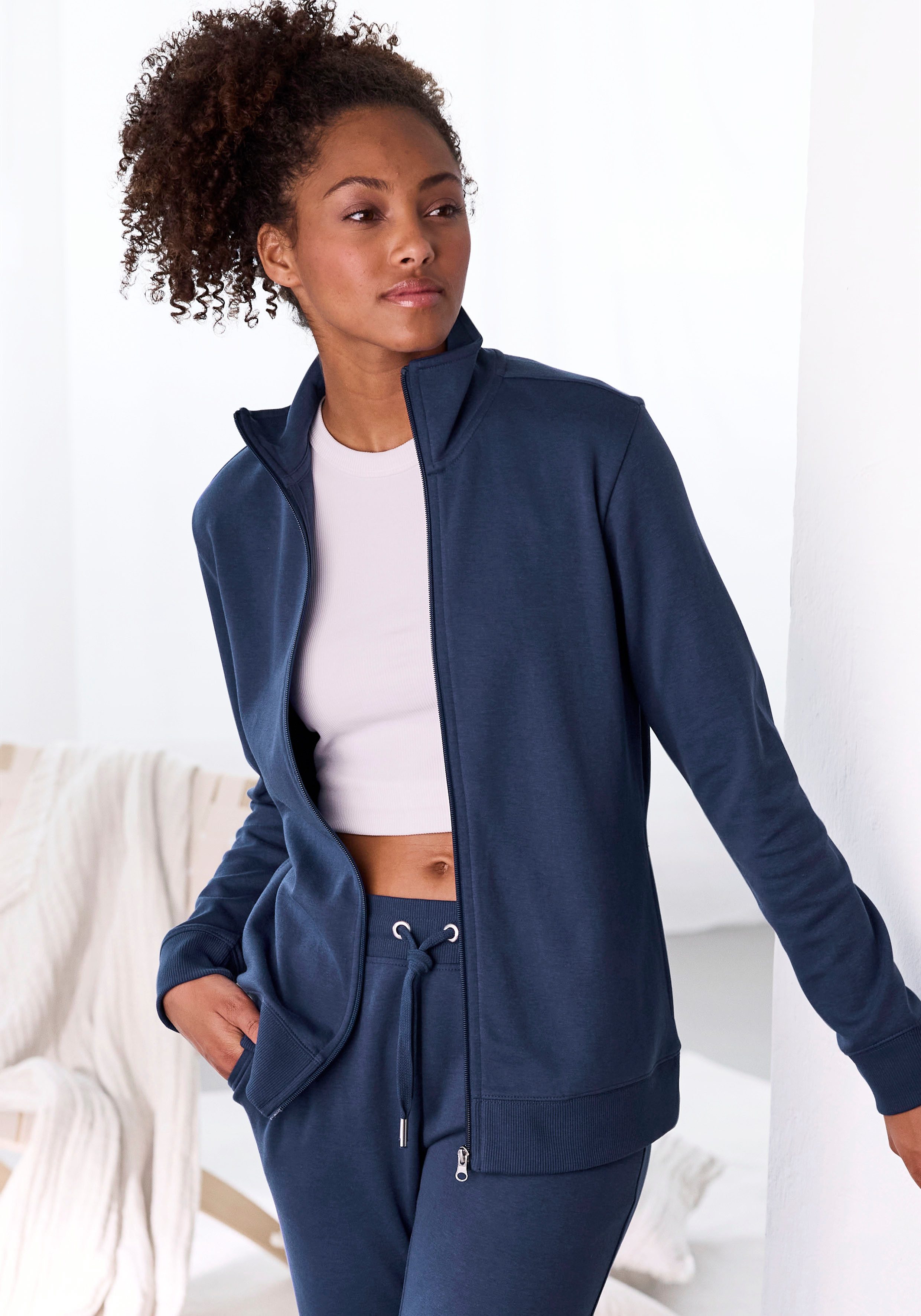 Bench. Loungewear Sweatvest met geborduurd staande kraag, loungepak (1-delig)