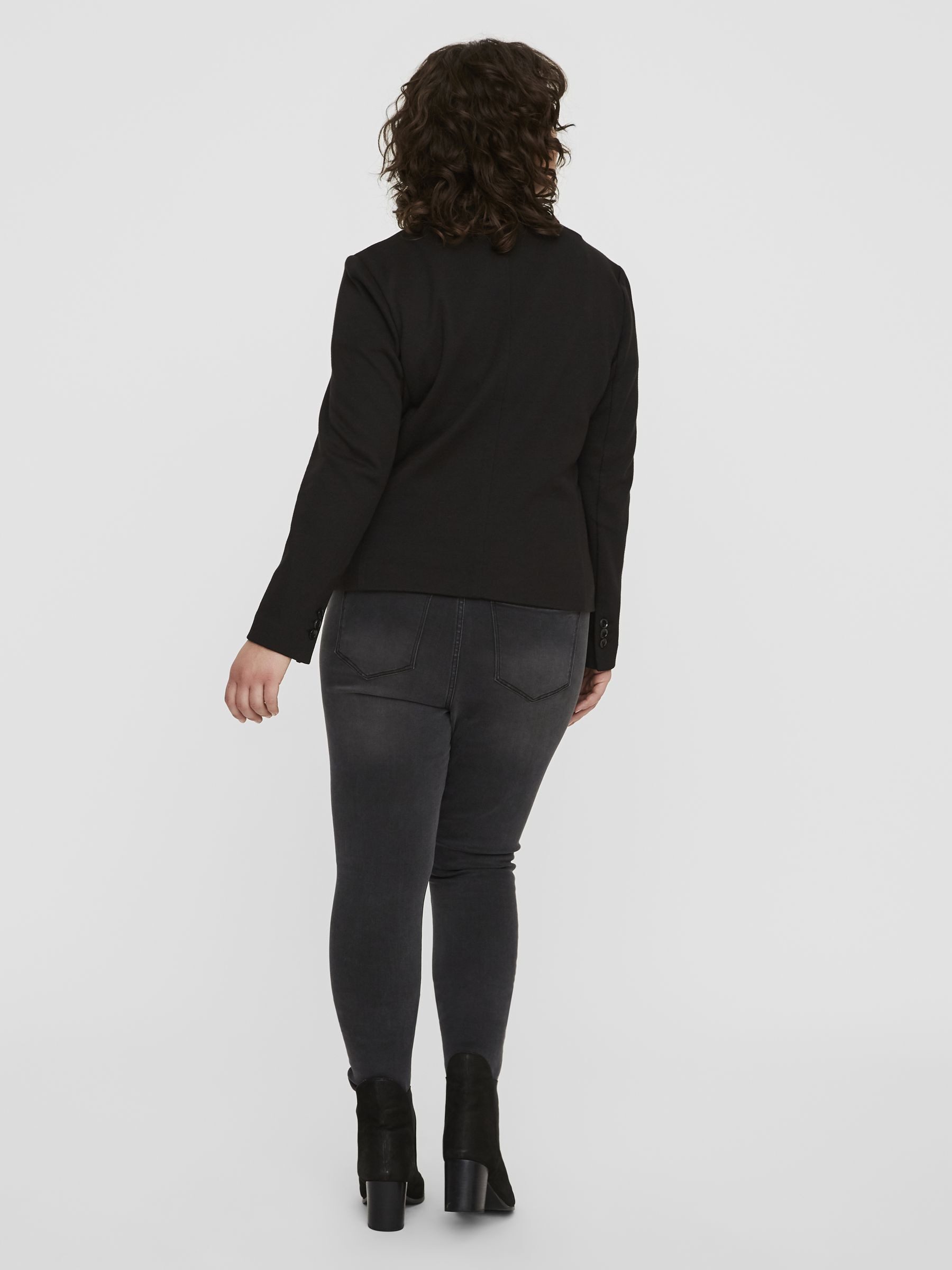 Vero Moda Curve Sweatblazer VMJULIA LS BLAZER NOOS CURVE