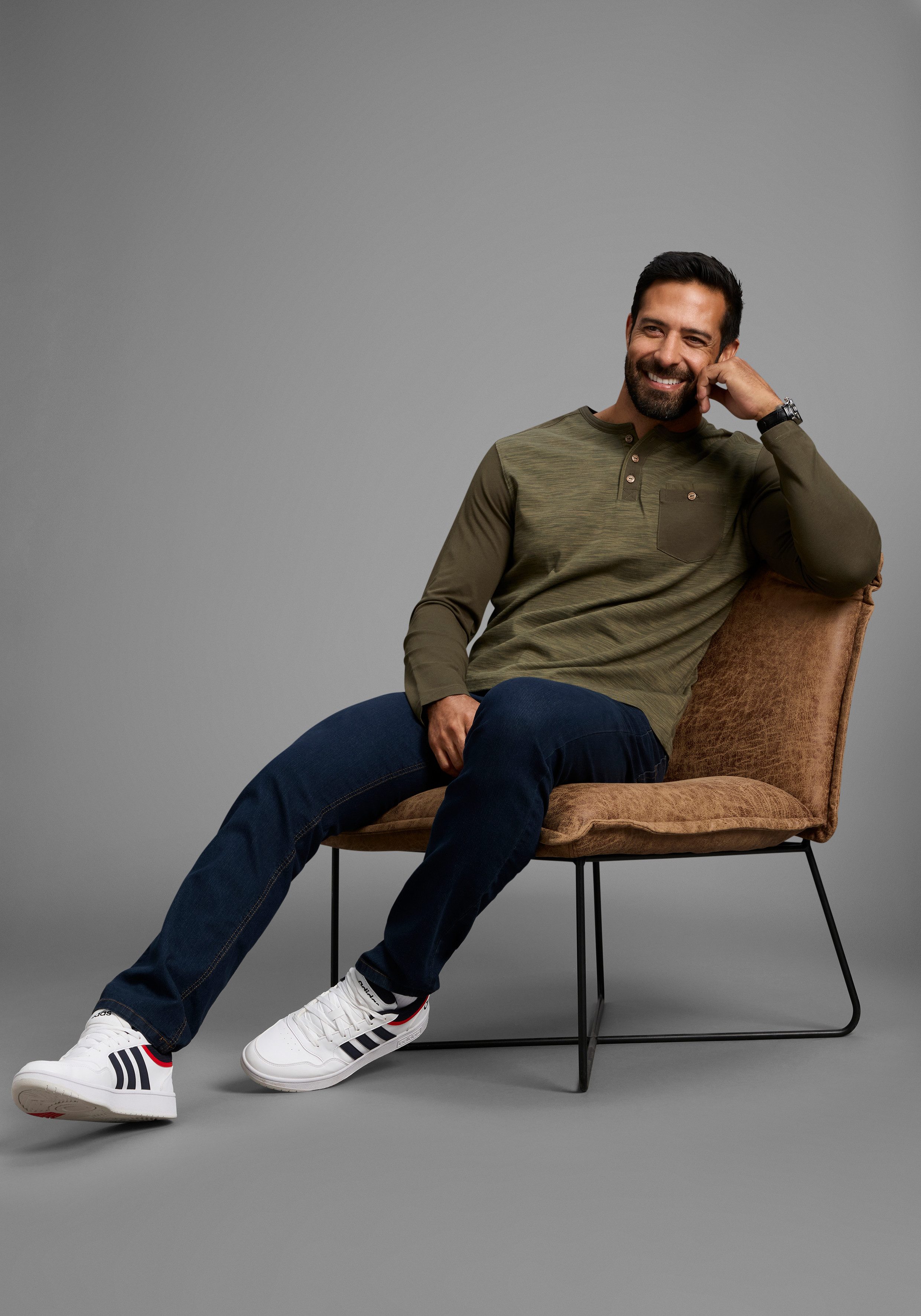 Arizona Longsleeve Lange mouwen, gemêleerde look, ronde hals met knoopsluiting