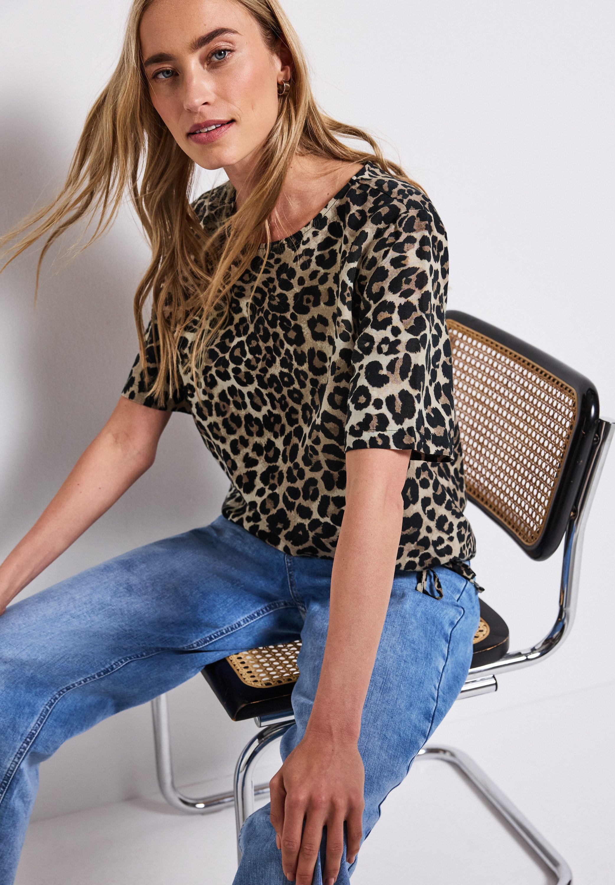 STREET ONE Gedessineerde blouse met leeuw-print en zijbindband