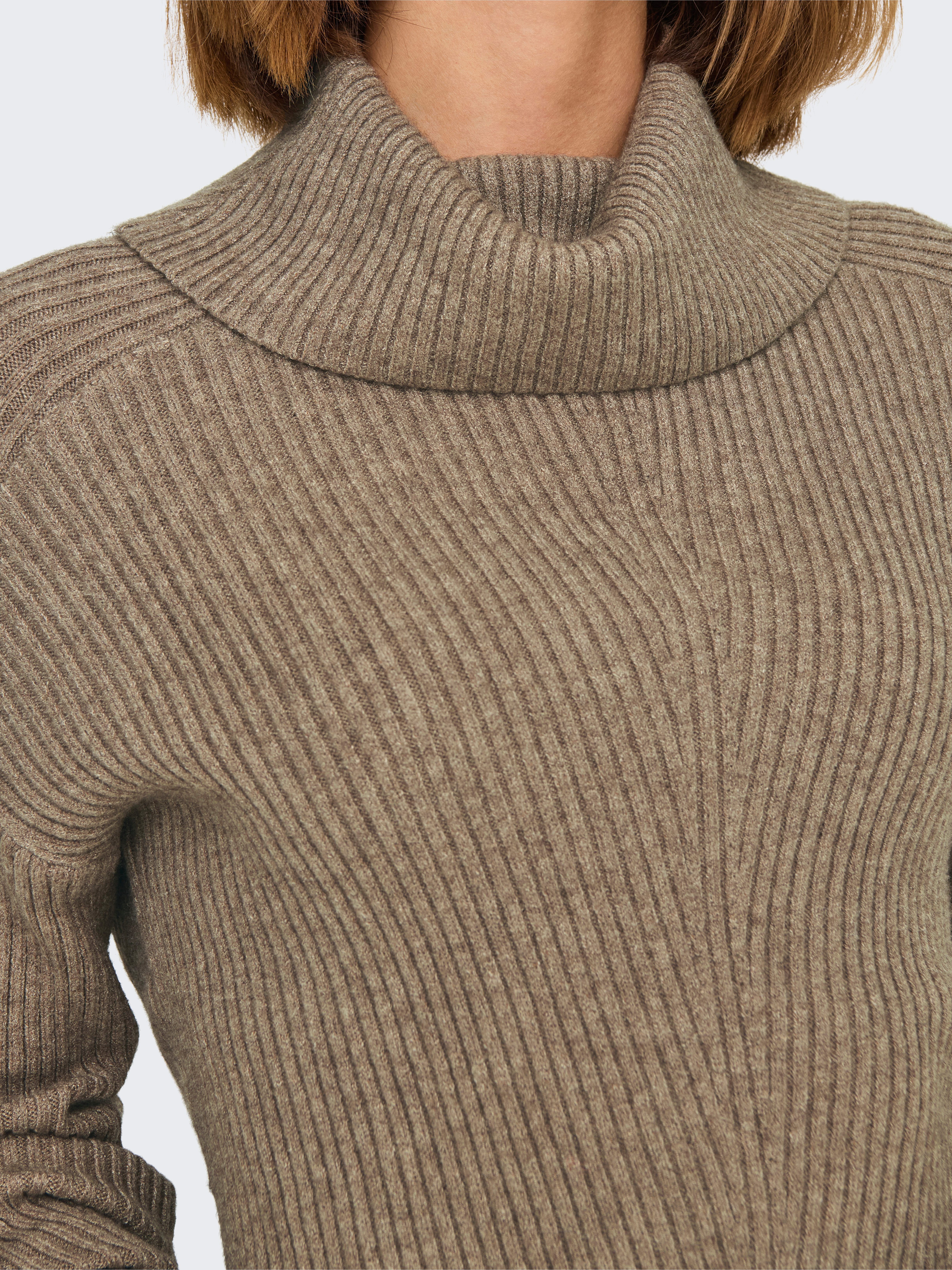 Only Coltrui ONLKATIA LS SADDLE ROLL NECK CC KNT