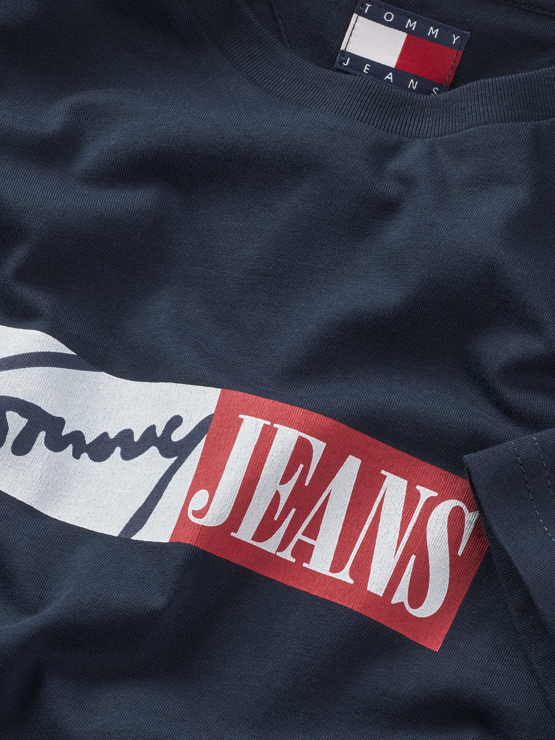 Tommy Jeans Plus Shirt met ronde hals TJM SLIM ENTRY GRAPHIC TEE EXT in grote maten, met logo-borduursel op de mouw