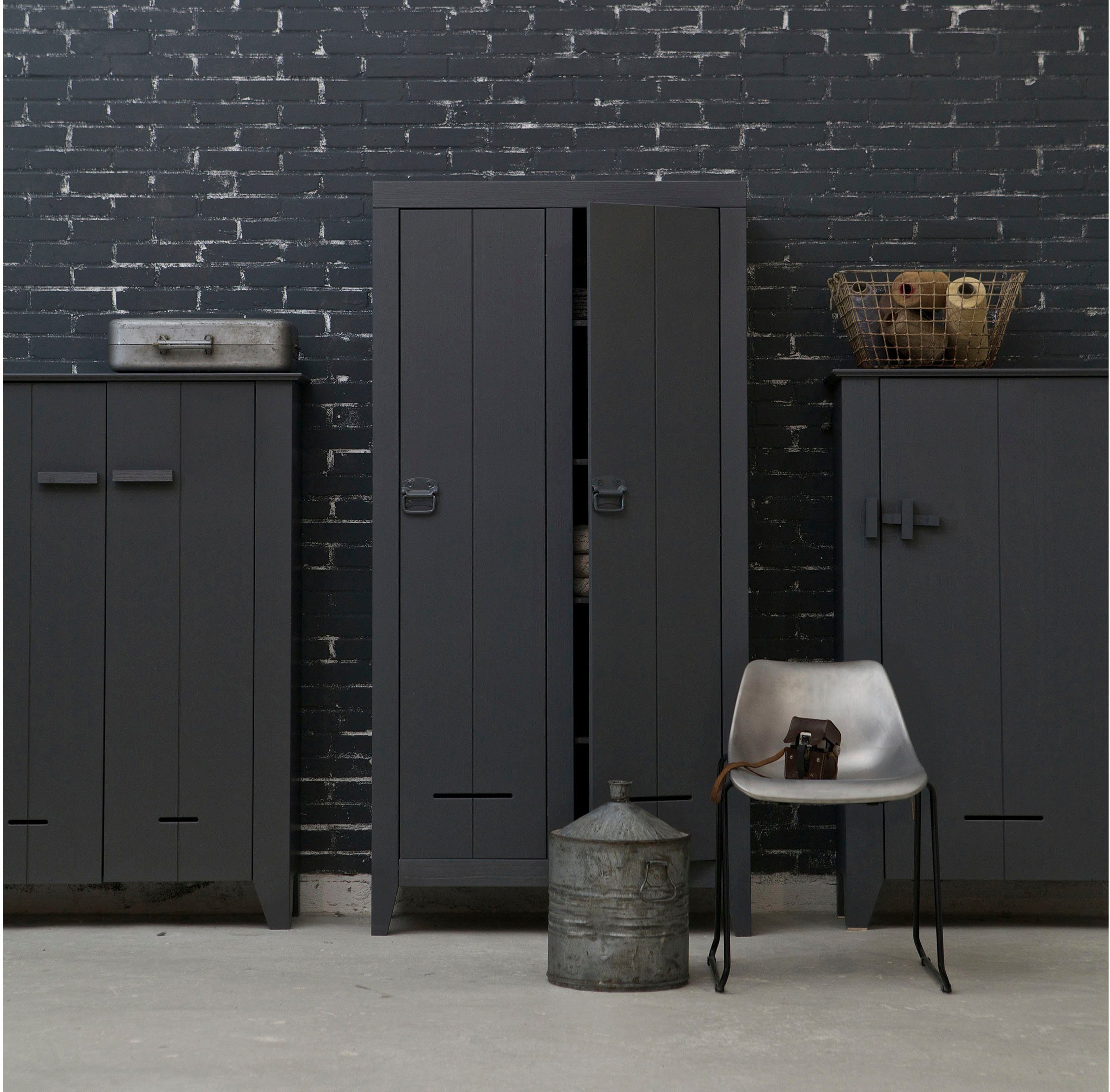 WOOOD Kledingkast Kluis 2-deurs, met metalen handgrepen, h 190 cm x b 95 cm