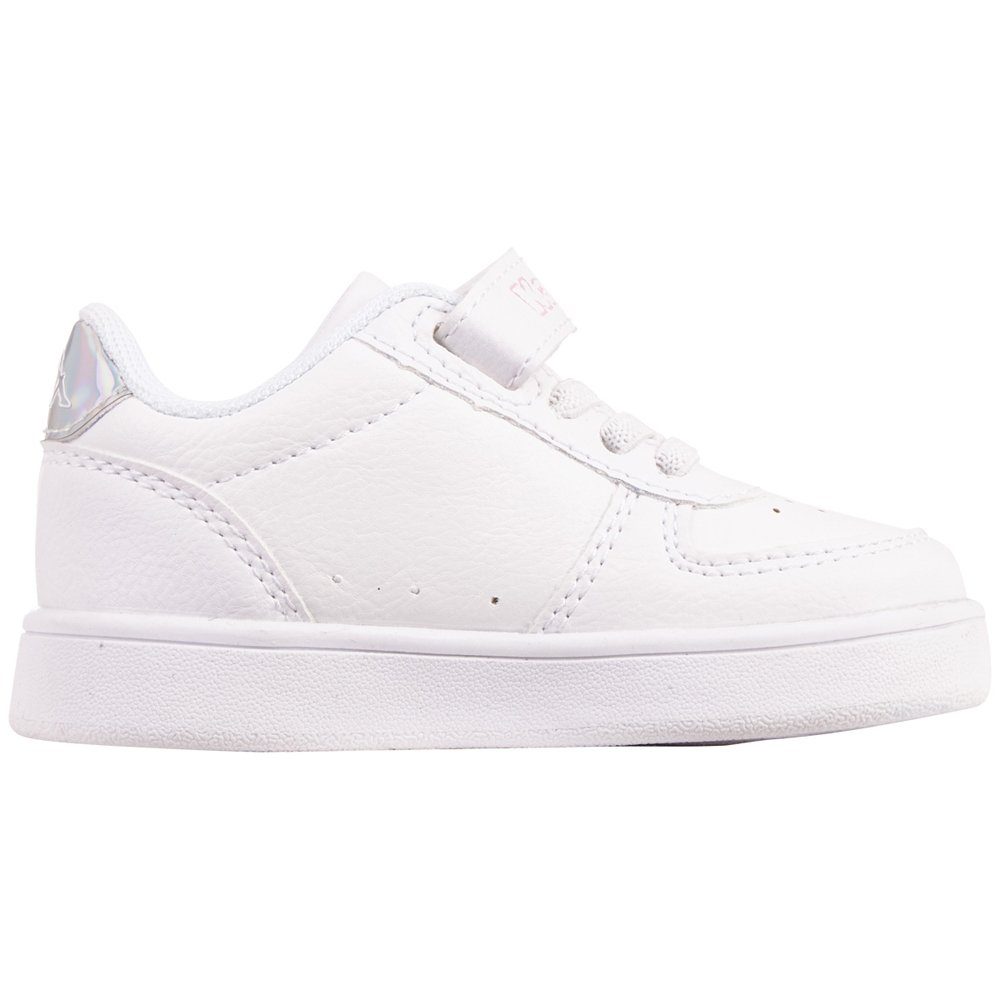 Kappa Sneakers bijzonder licht aan- &, uit te trekken