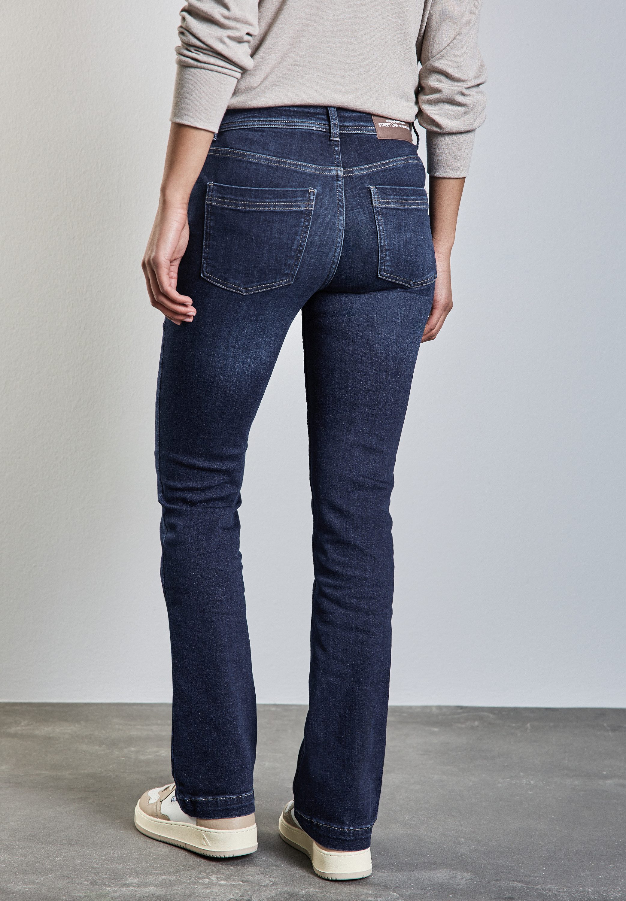 STREET ONE Bootcut jeans in slim fit