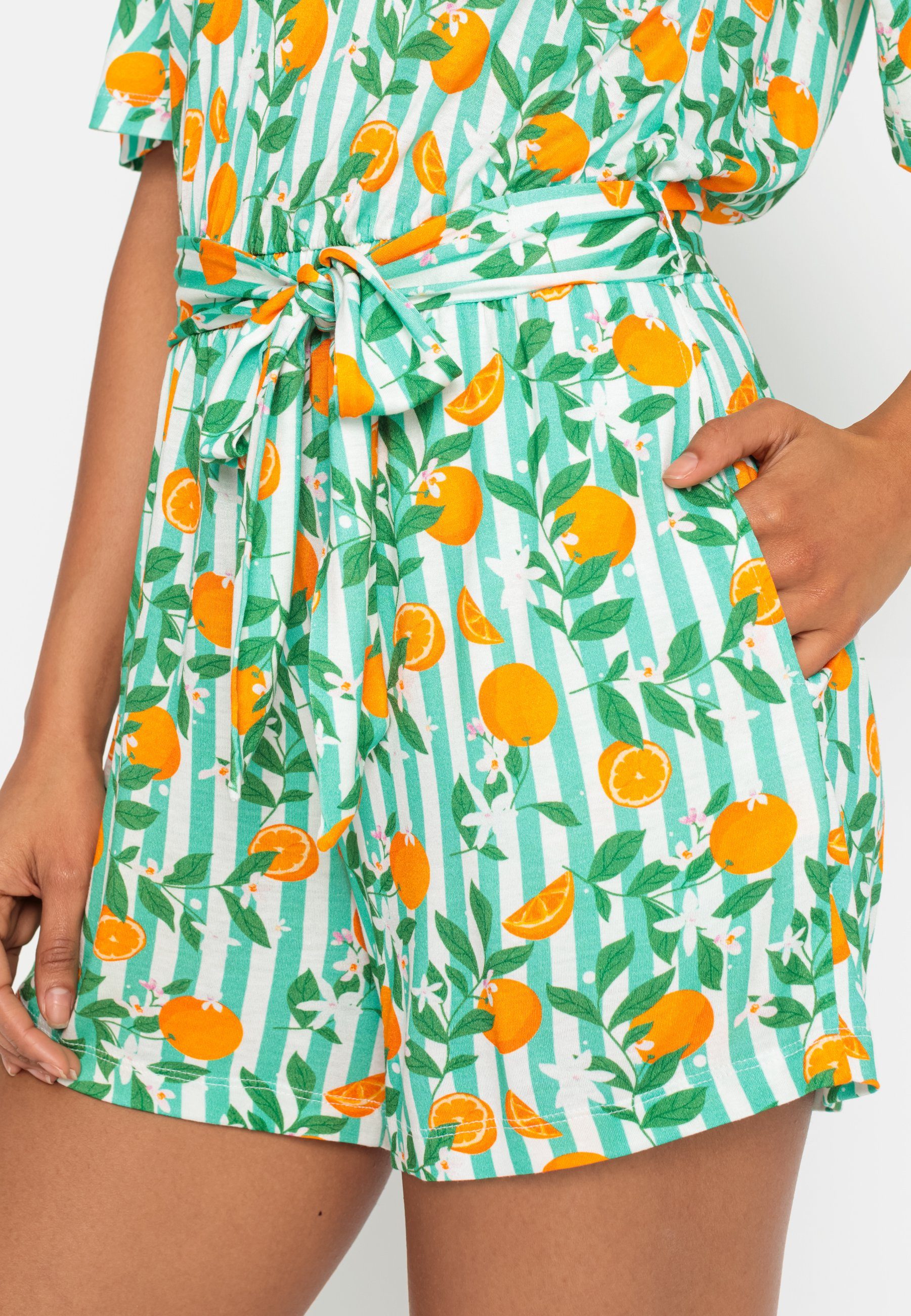Buffalo Korte jumpsuit met alloverprint, zomerse jumpsuit, strandmode (Met een bindceintuur)