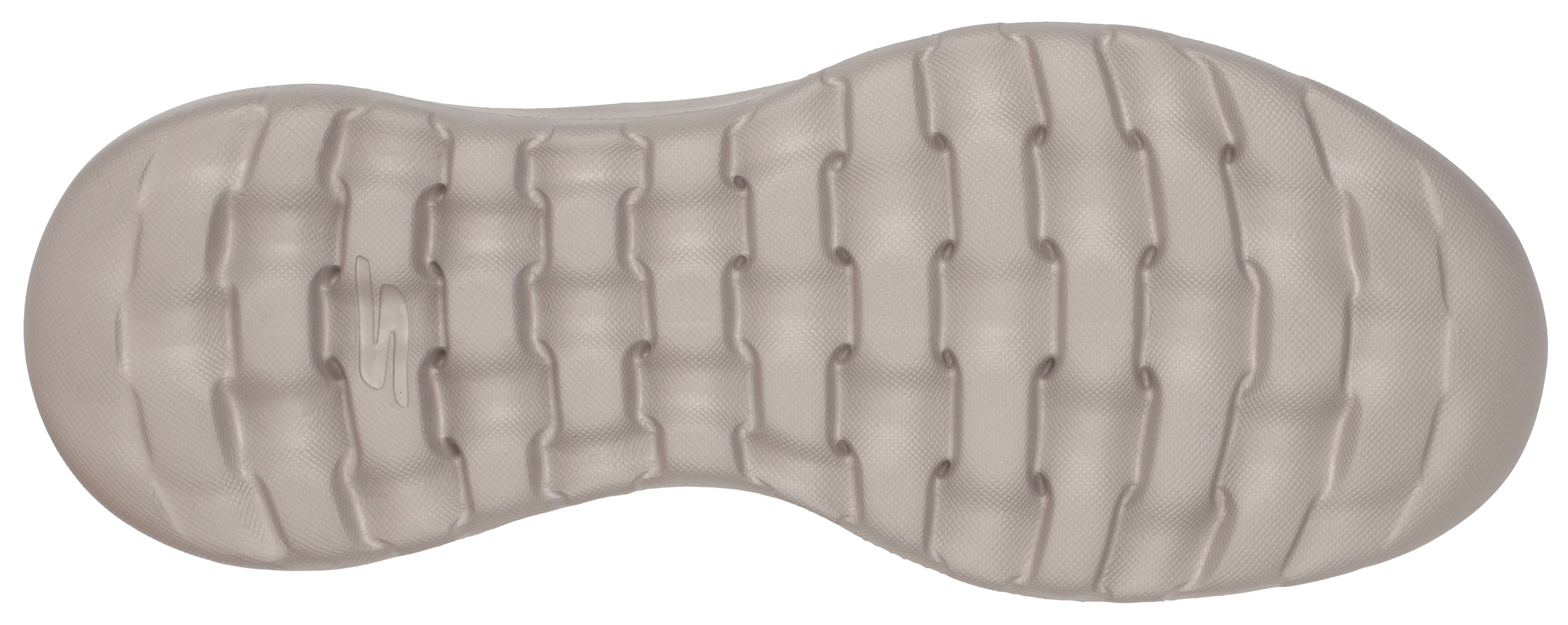 Skechers Winterlaarzen ON-THE-GO JOY - PLUSH DREAMS Winterlaars in comfortabele vorm