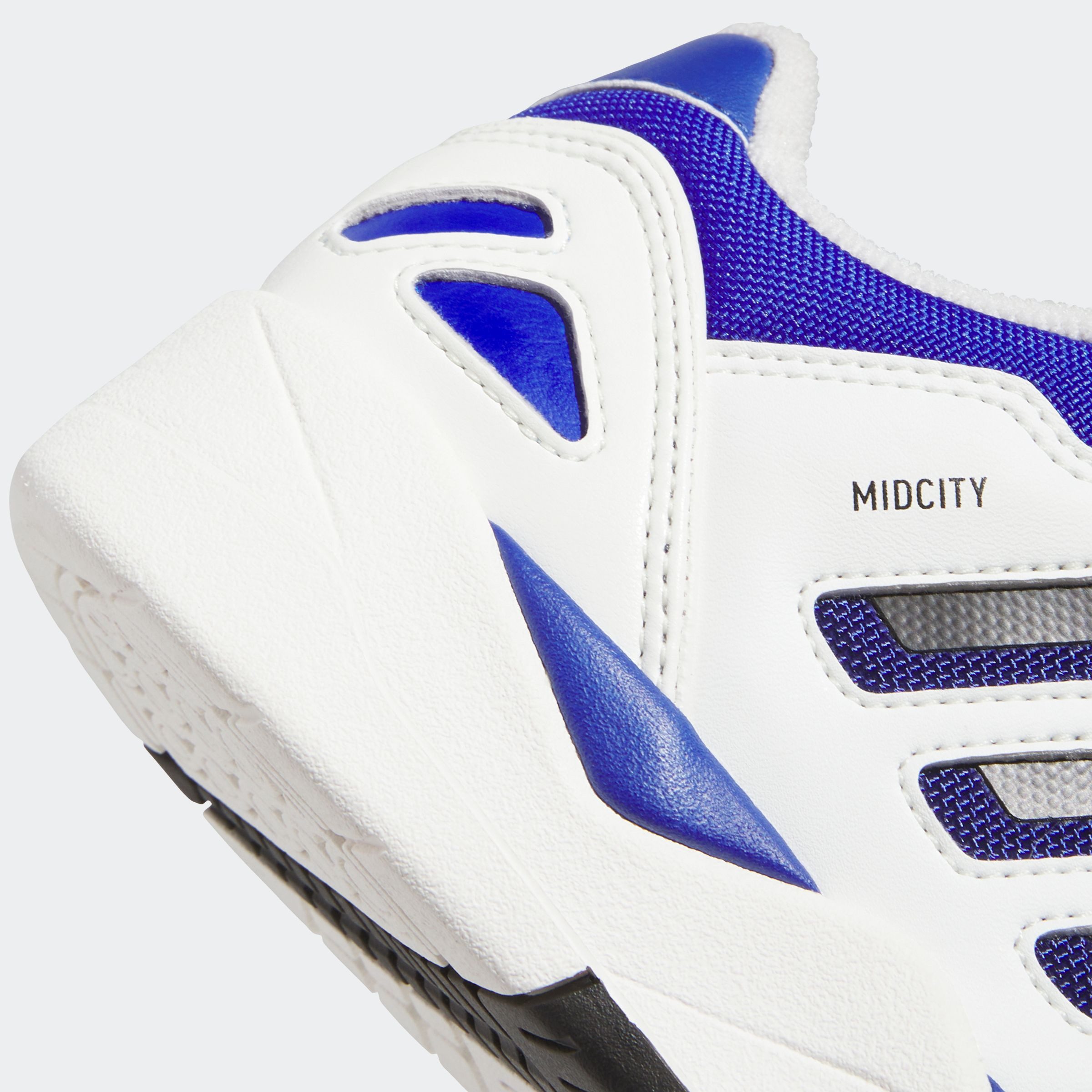 adidas Sportswear Sneakers