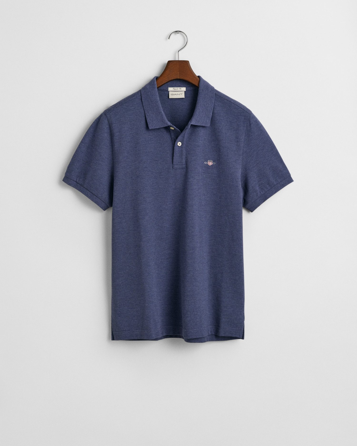 Gant Poloshirt REG SHIELD SS PIQUE POLO met logo en platte breikraag 100% katoen pique