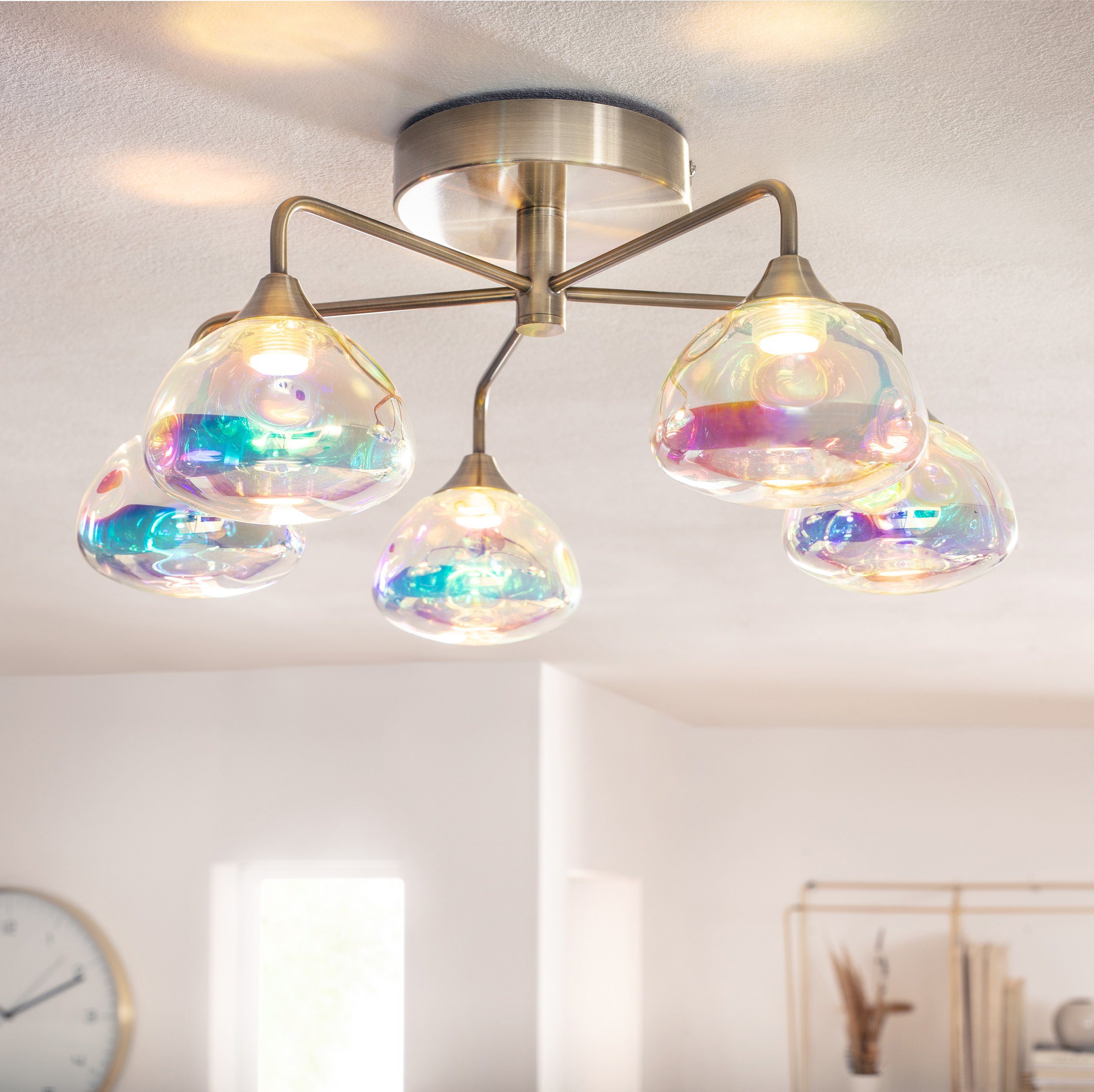 näve Led-plafondlamp Varna 5-vlg. iriserend glas incl. led warmwit, frame messing (1 stuk)