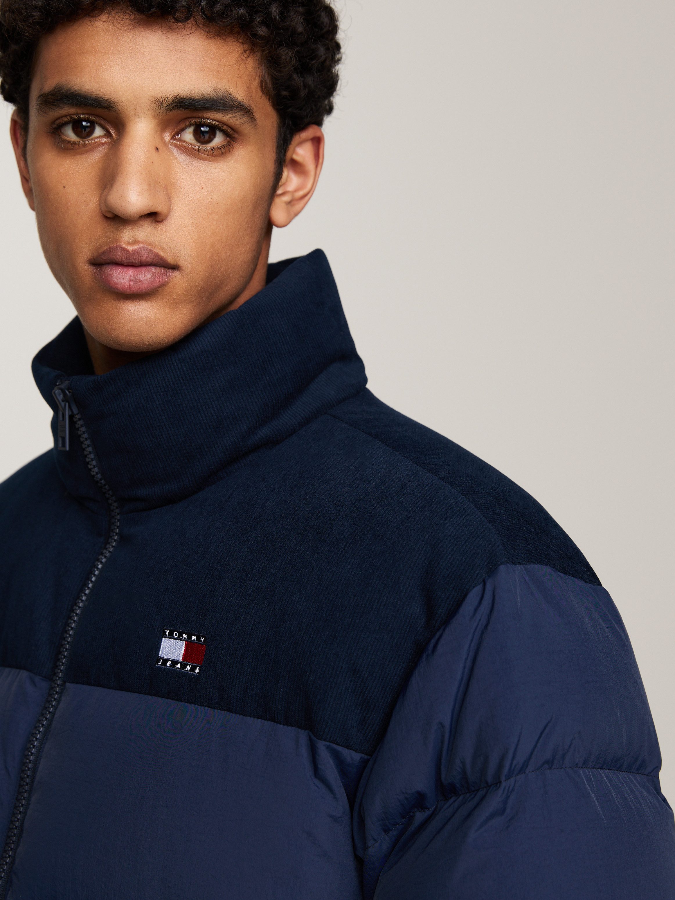 TOMMY JEANS Gewatteerde jas TJM CORD MIX ALASKA PARKA