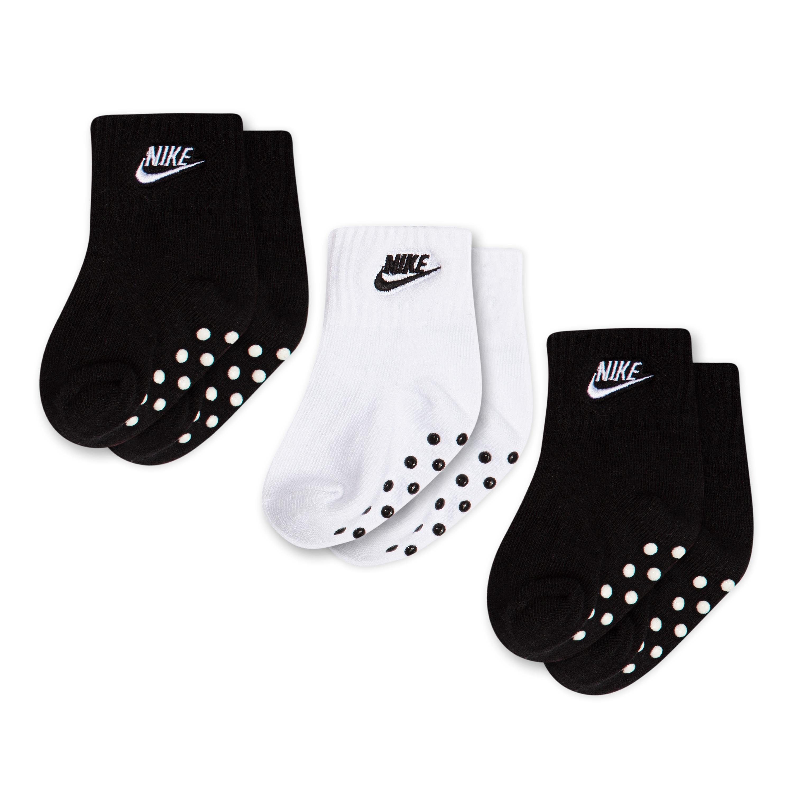 Nike 3 PACK Nh Core Futura Gripper1-2 Years Sokken in zwart formaten: 12M-24M