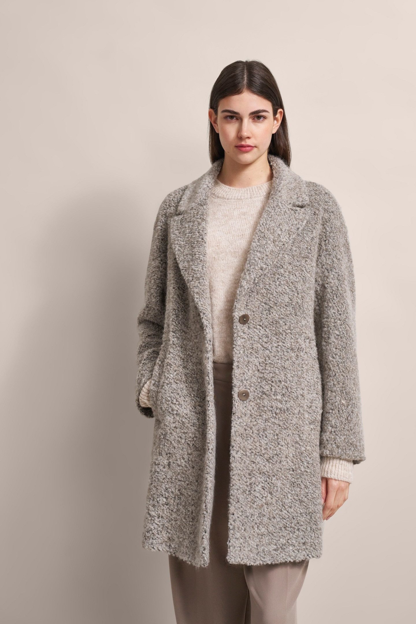 Bugatti Korte jas van moderne bouclé-stof