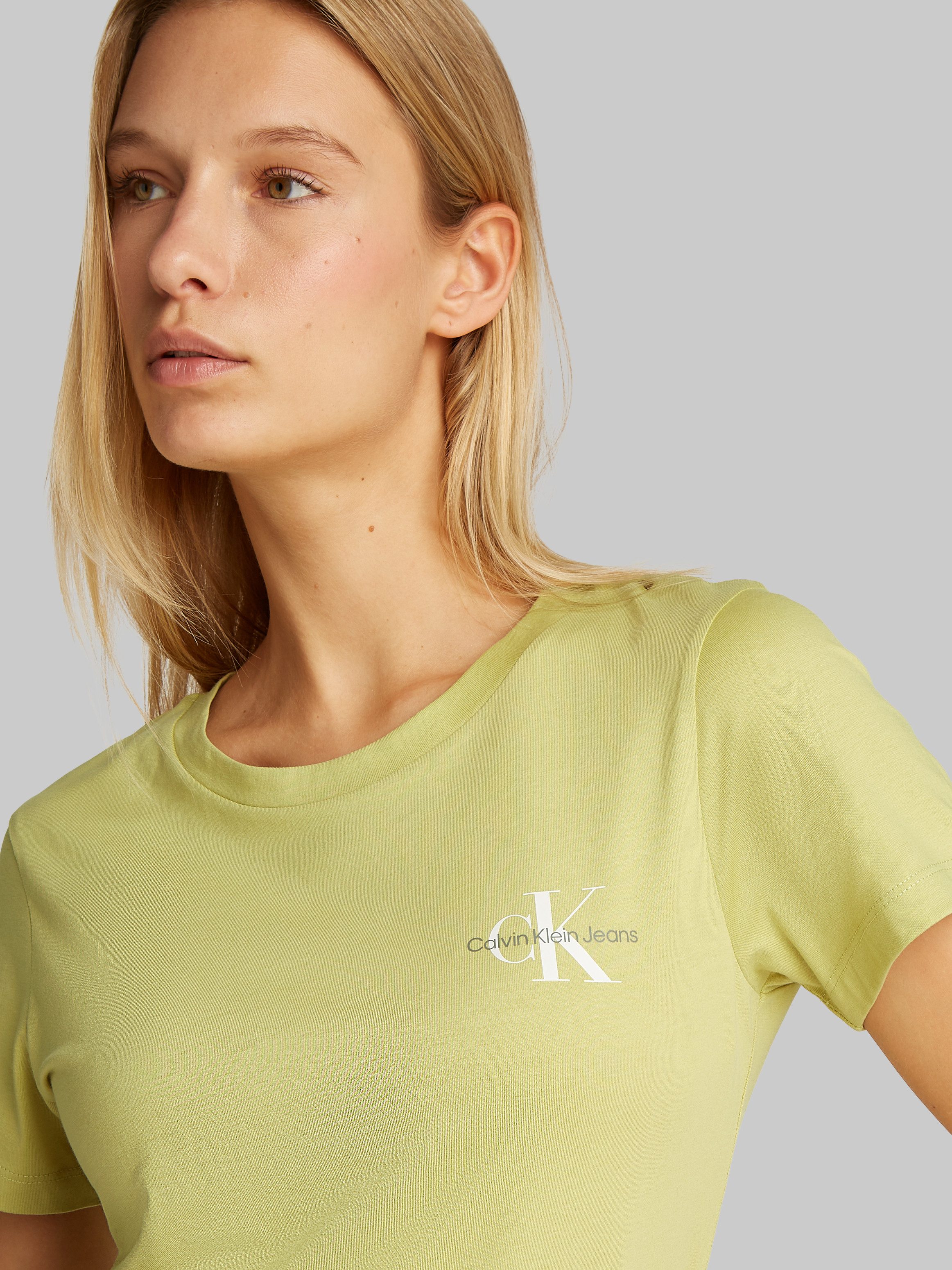 Calvin Klein Shirt met ronde hals 2-PACK MONOLOGO SLIM TEE met calvin klein jeans logoprint op borsthoogte (2-delig, Set van 2)