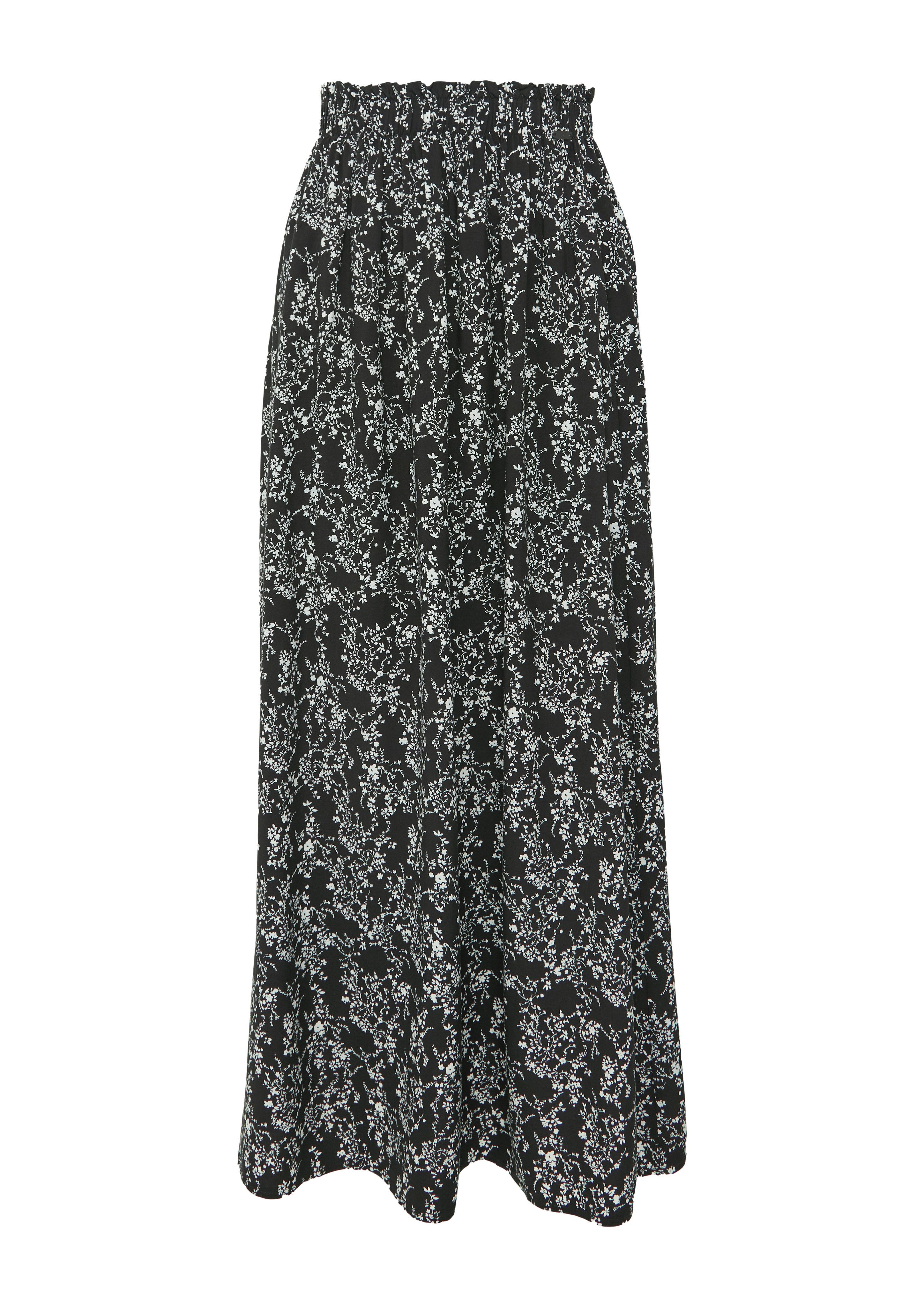 Q/S designed by Maxirok met print all-over