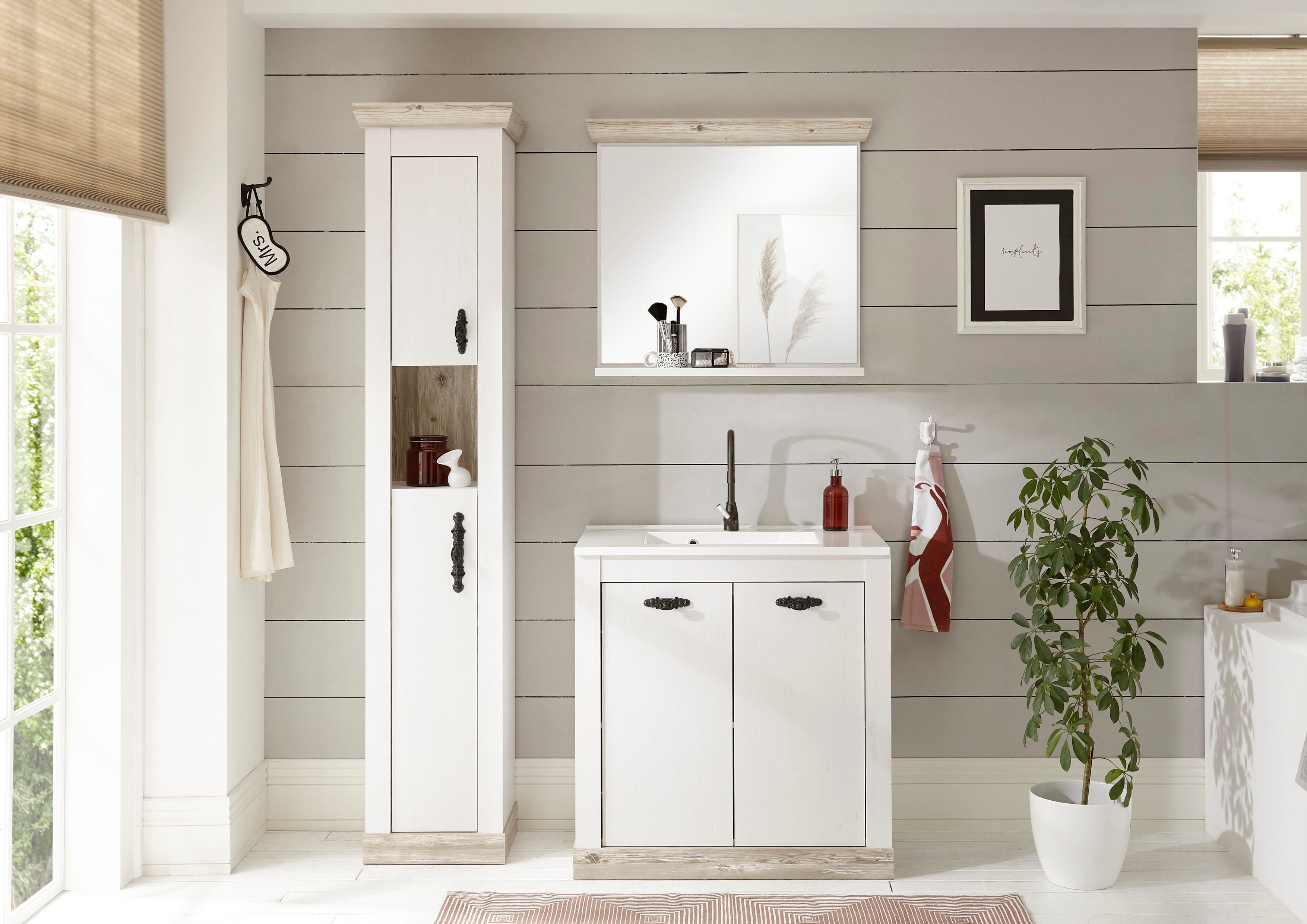 Home affaire Hoge kast Florenz, badkamerkast in landhuisstijl, kast met metalen handgrepen