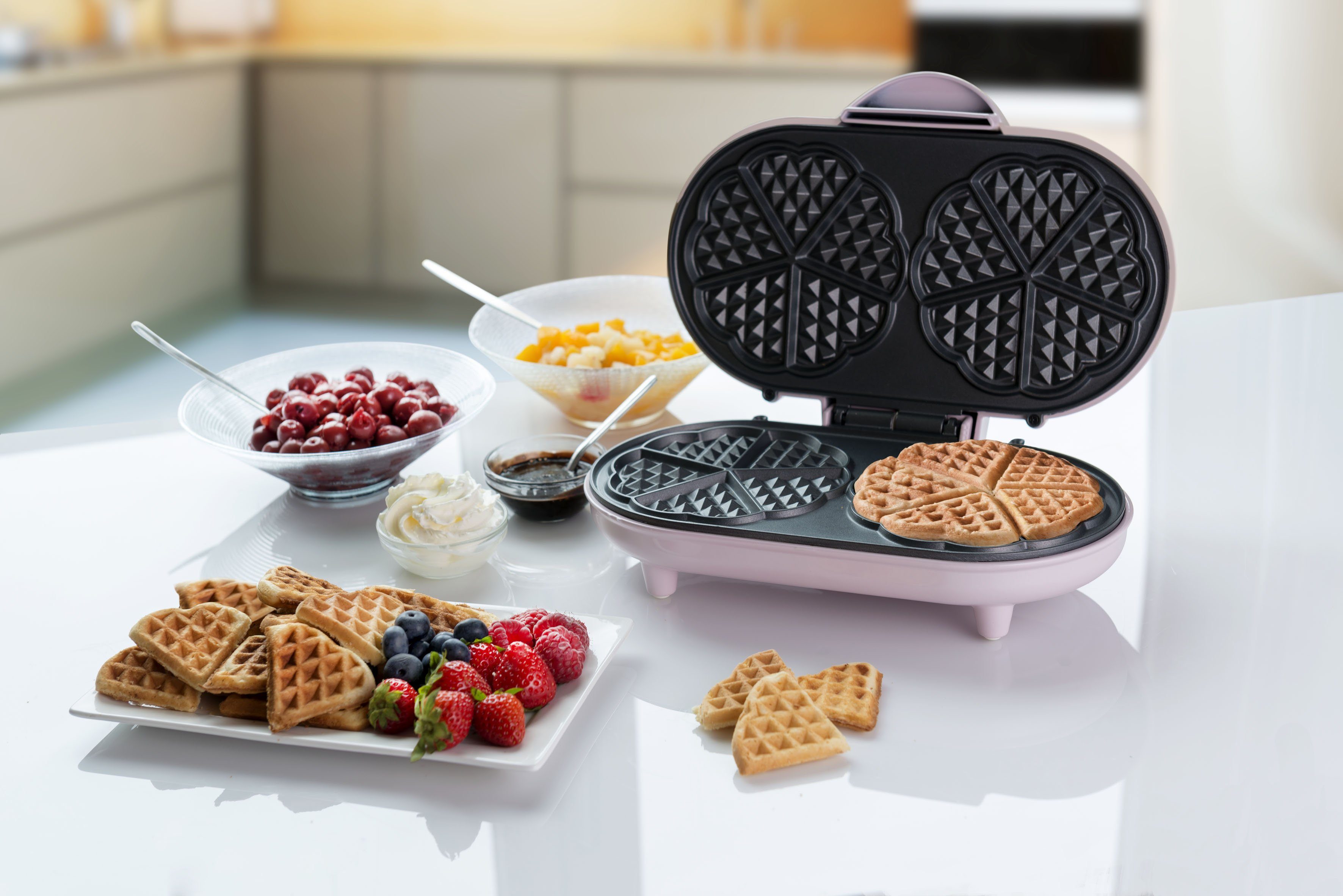 bestron Wafelijzer ADWM1000P dubbel-wafelmaker voor klassieke hartvormige wafels, antiaanbaklaag