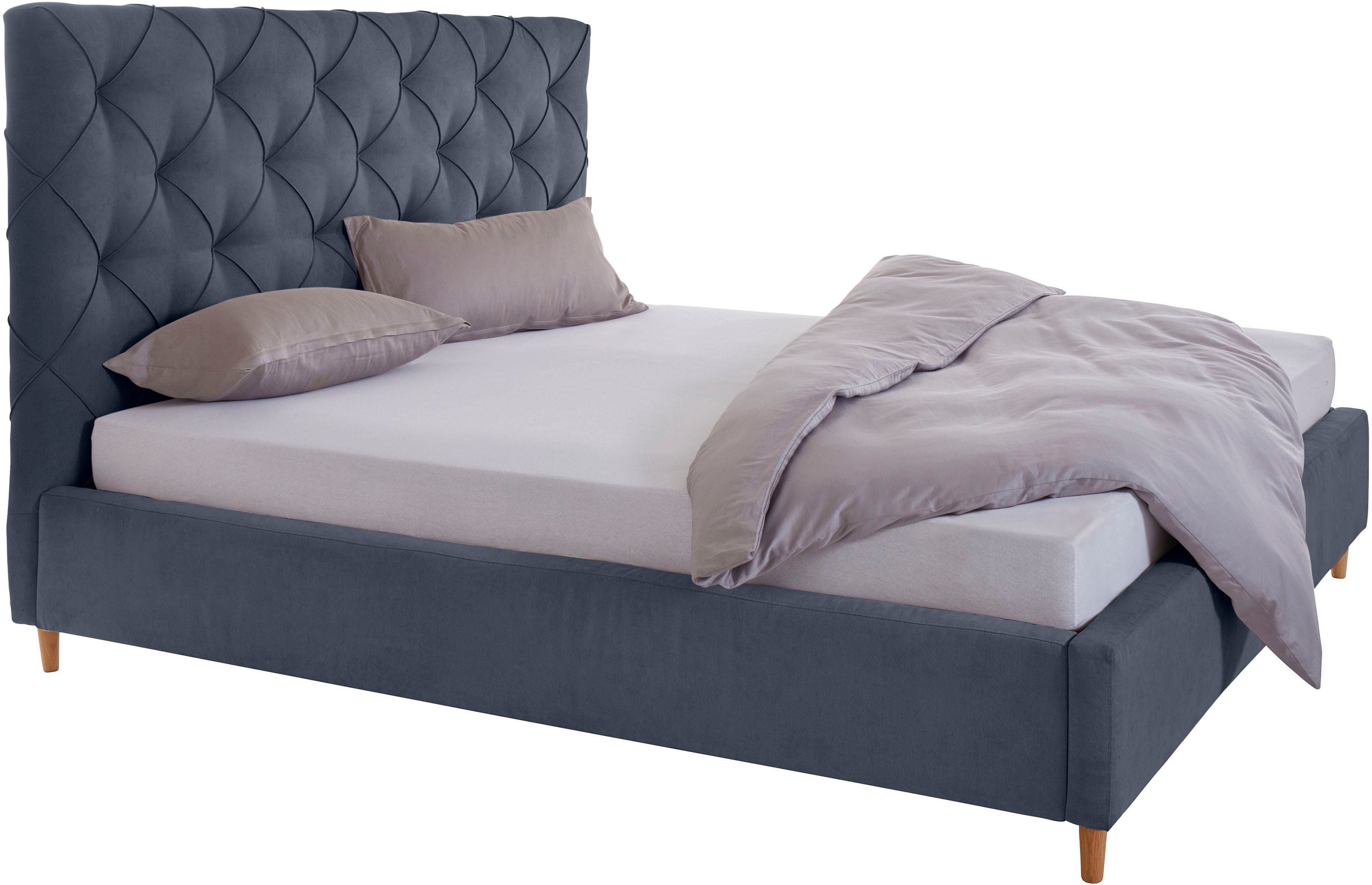 Leonique Gestoffeerd bed LOUANNE met mooie capitonnage aan de achterkant, met bedkist