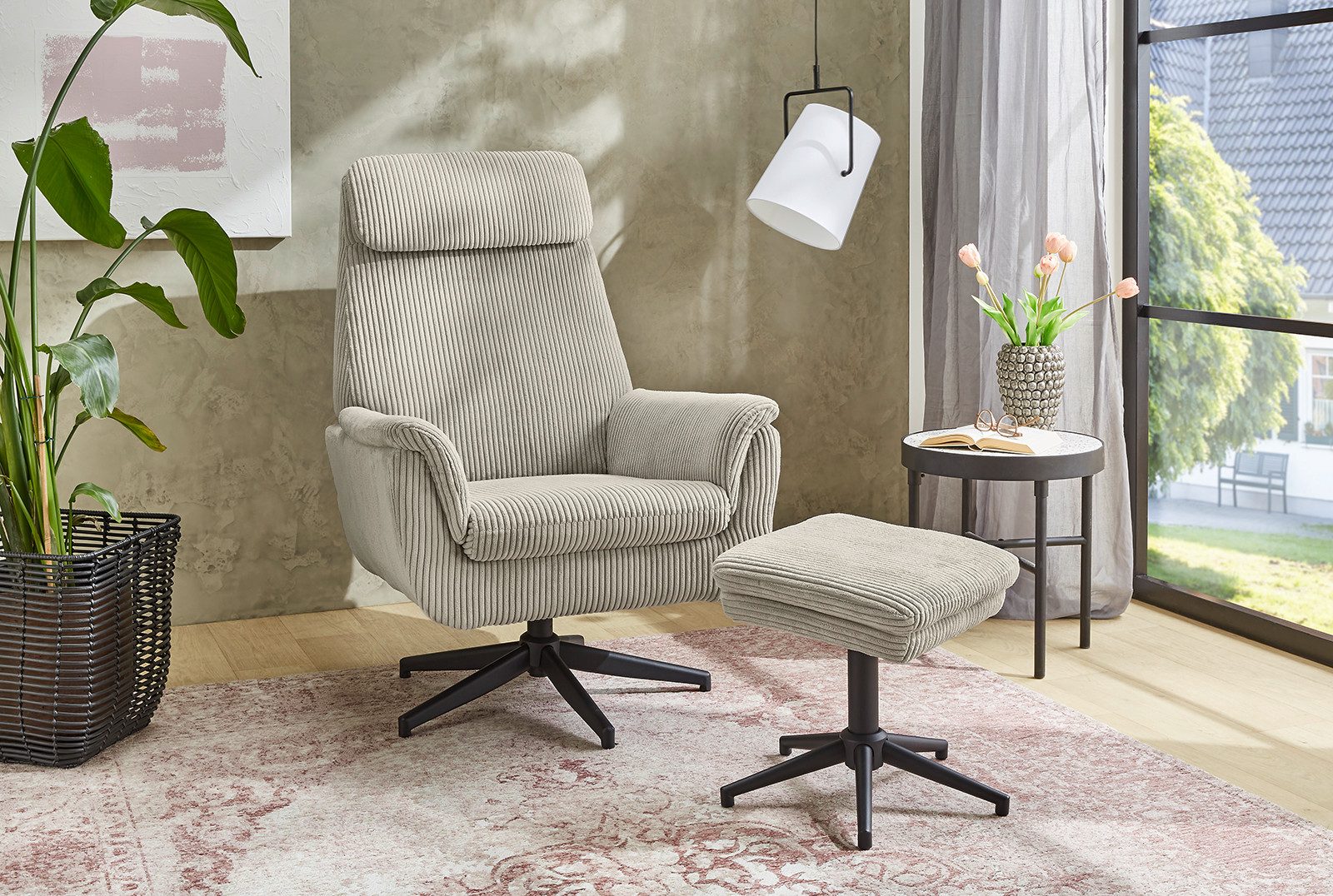 Jockenhöfer Gruppe Relaxfauteuil Hamilton inclusief 360° draaifunctie en praktische poef tv-fauteuils beige
