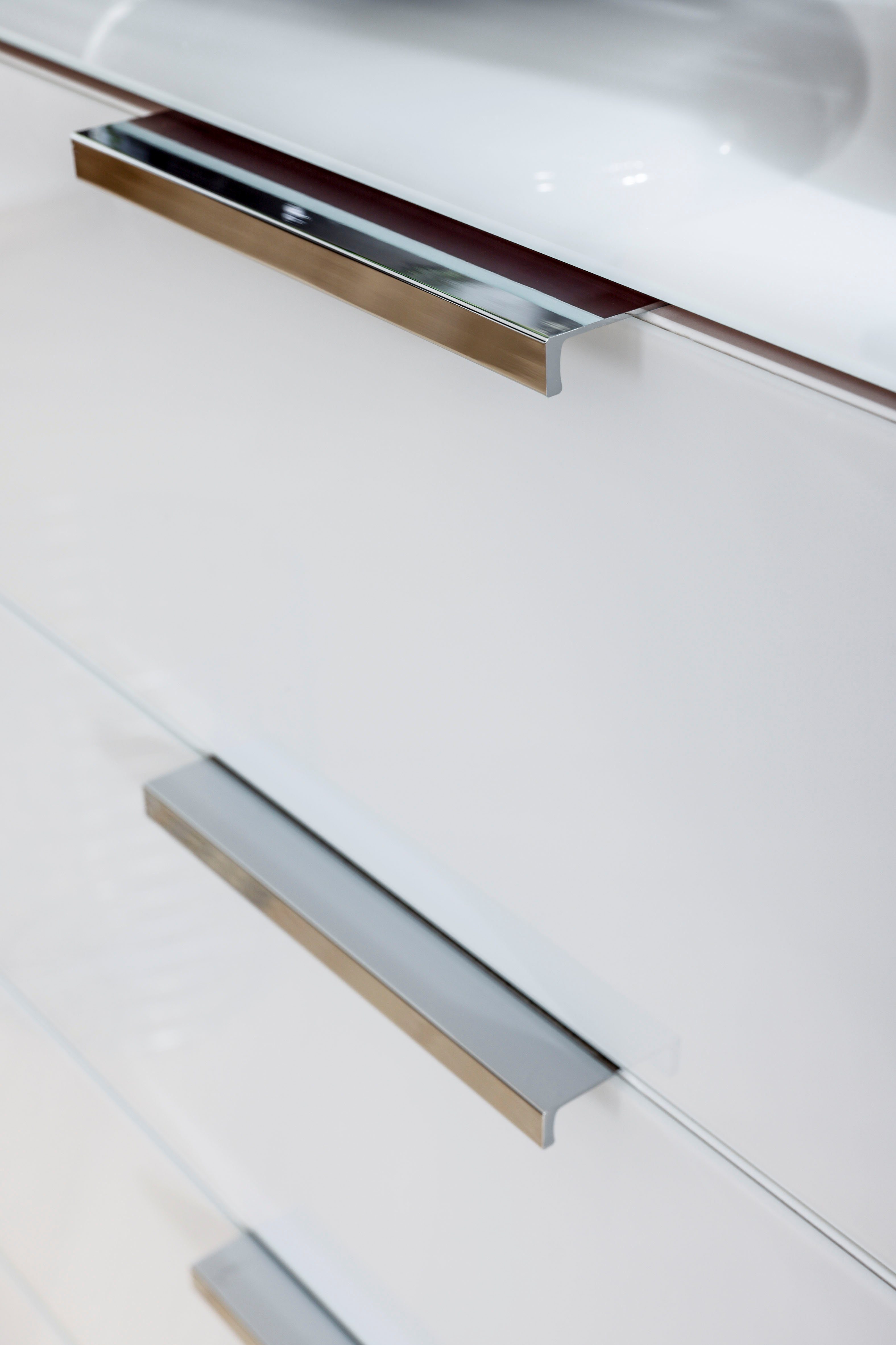 rauch Kast met laden en deuren Commode deurkast sideboard combikast FLIPP met glasfront 1-deurs, 5 laden, soft-close functie, bovenblad en glazen front