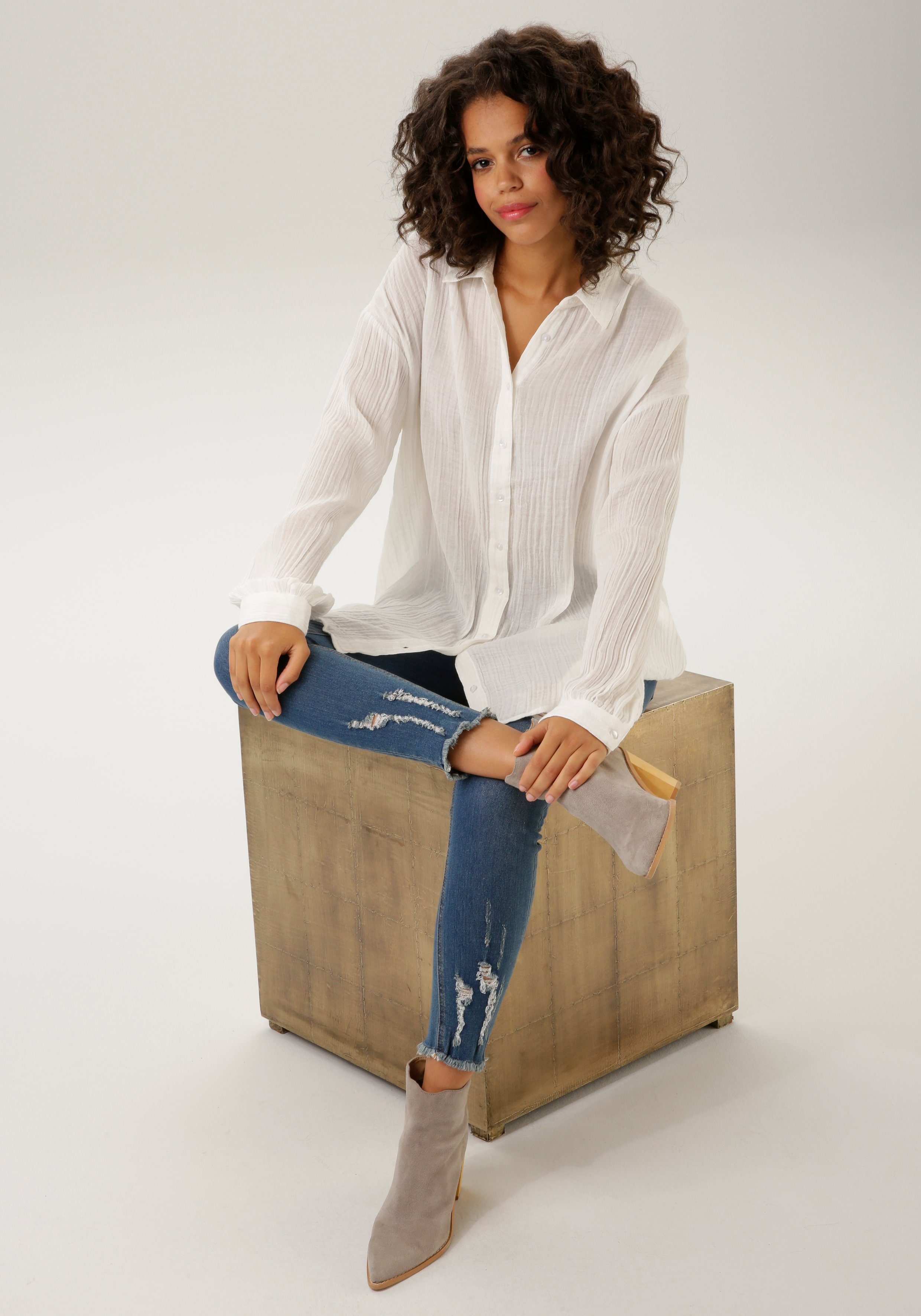 Aniston CASUAL Overhemdblouse in trendy musselin-kwaliteit