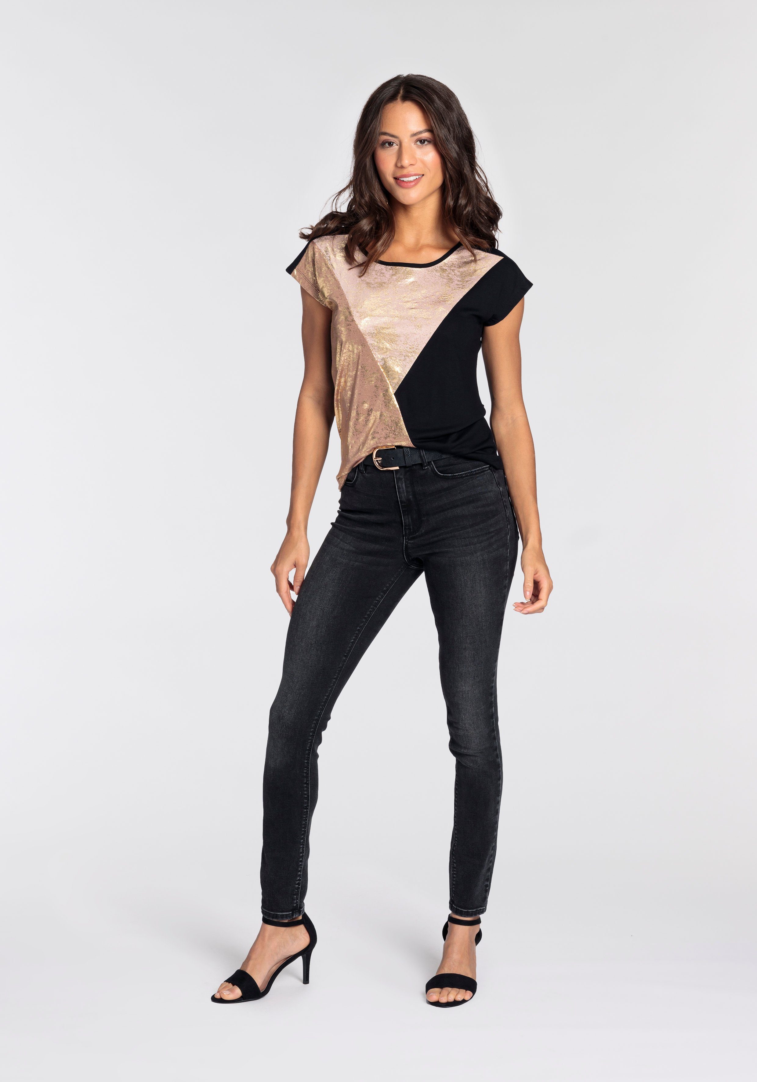 Laura Scott T-shirt Korte mouwen, figuurvolgende pasvorm, effen, ronde hals