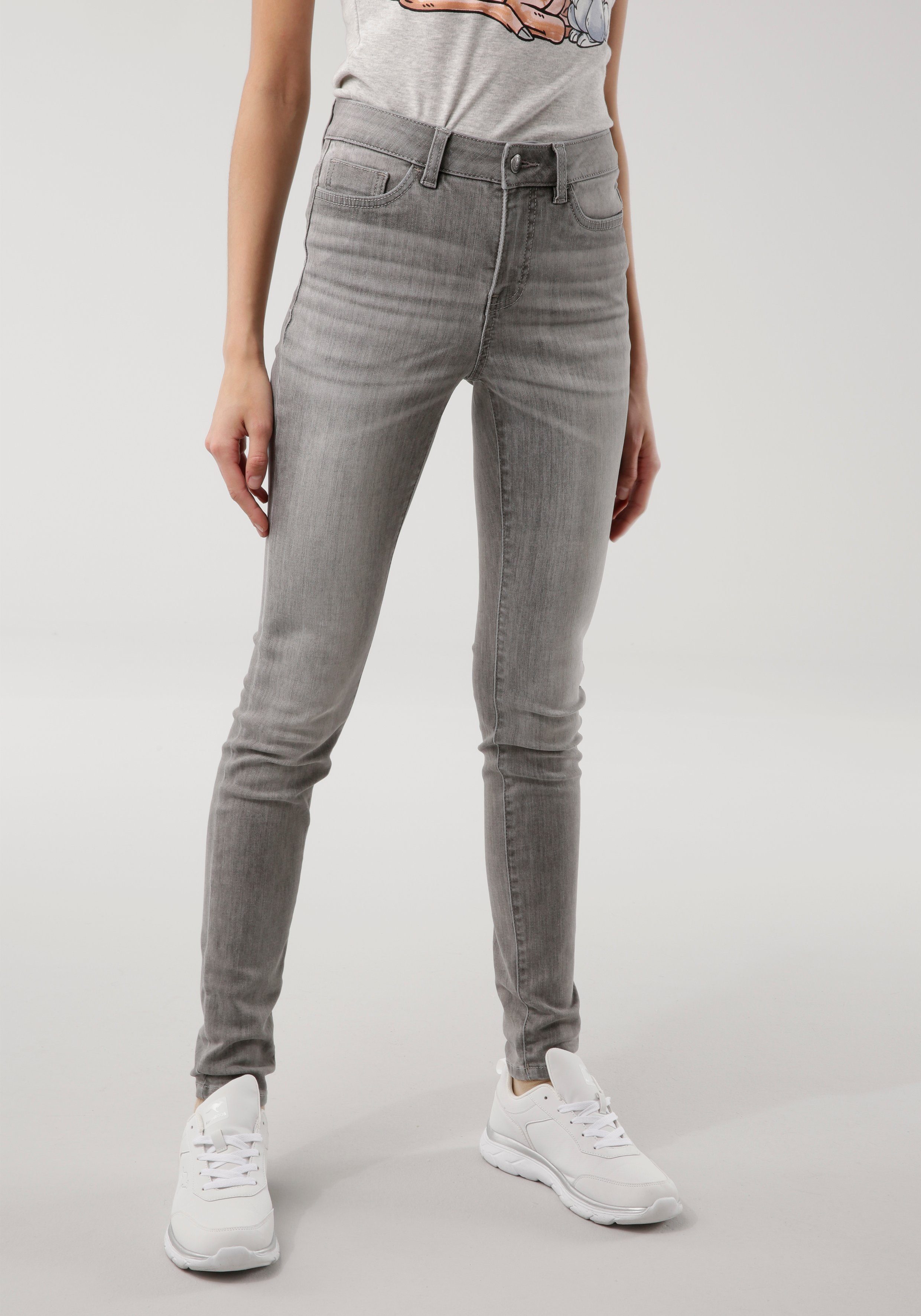 KangaROOS 5-pocketsjeans SUPER SKINNY HIGH RISE met gebruikt effect