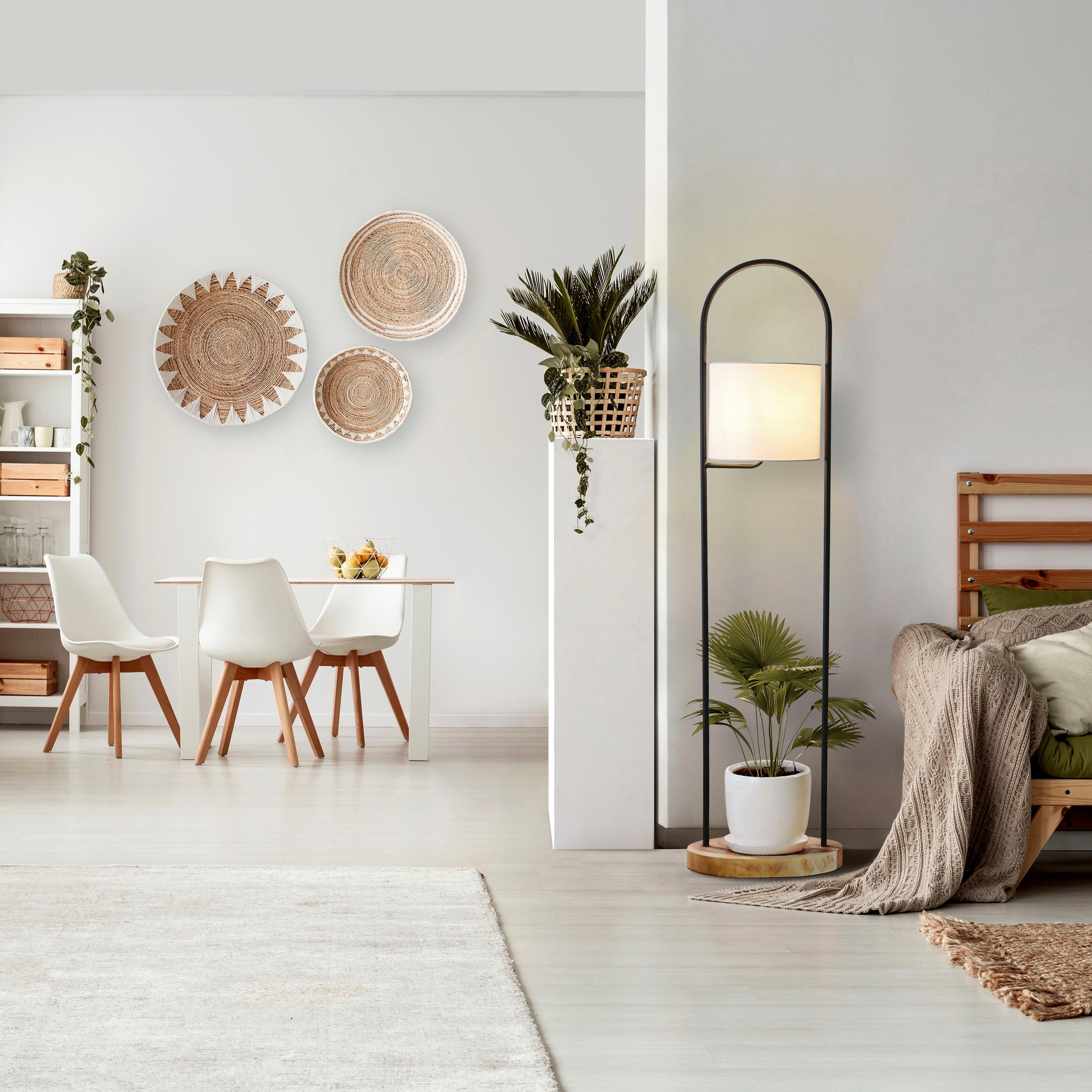 SalesFever Staande lamp Aaliyah handgemaakt, met frame voor planten (1 stuk)