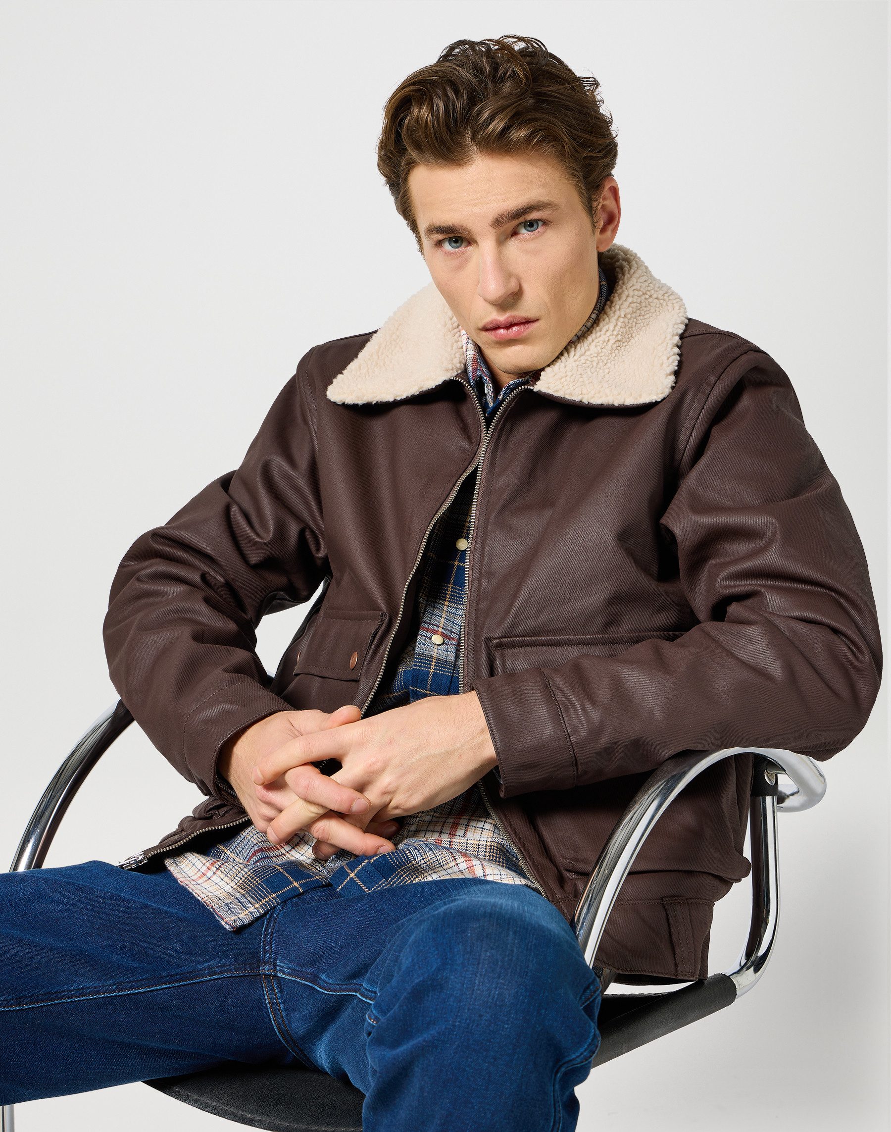 Wrangler Leren jack AVIATOR met riemlussen aan de zoom