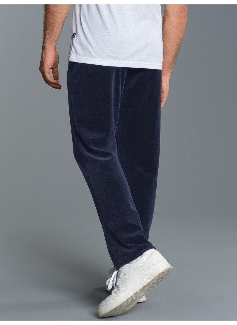 Trigema Jerseybroek TRIGEMA nicki broek met praktische ingreepzakken (1-delig)