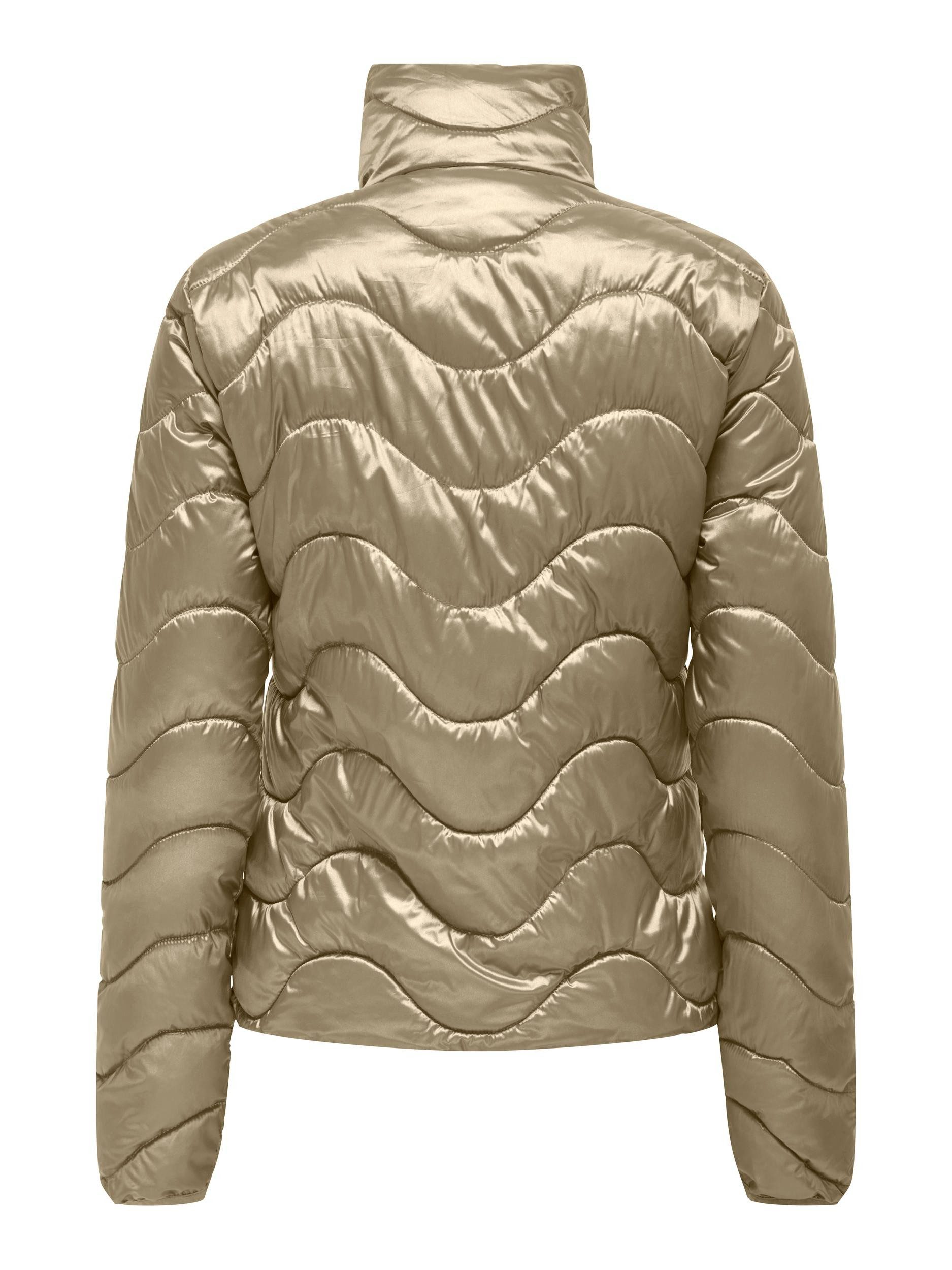 Only Gewatteerde jas ONLVEGA WAVE QUILTED JACKET CC OTW