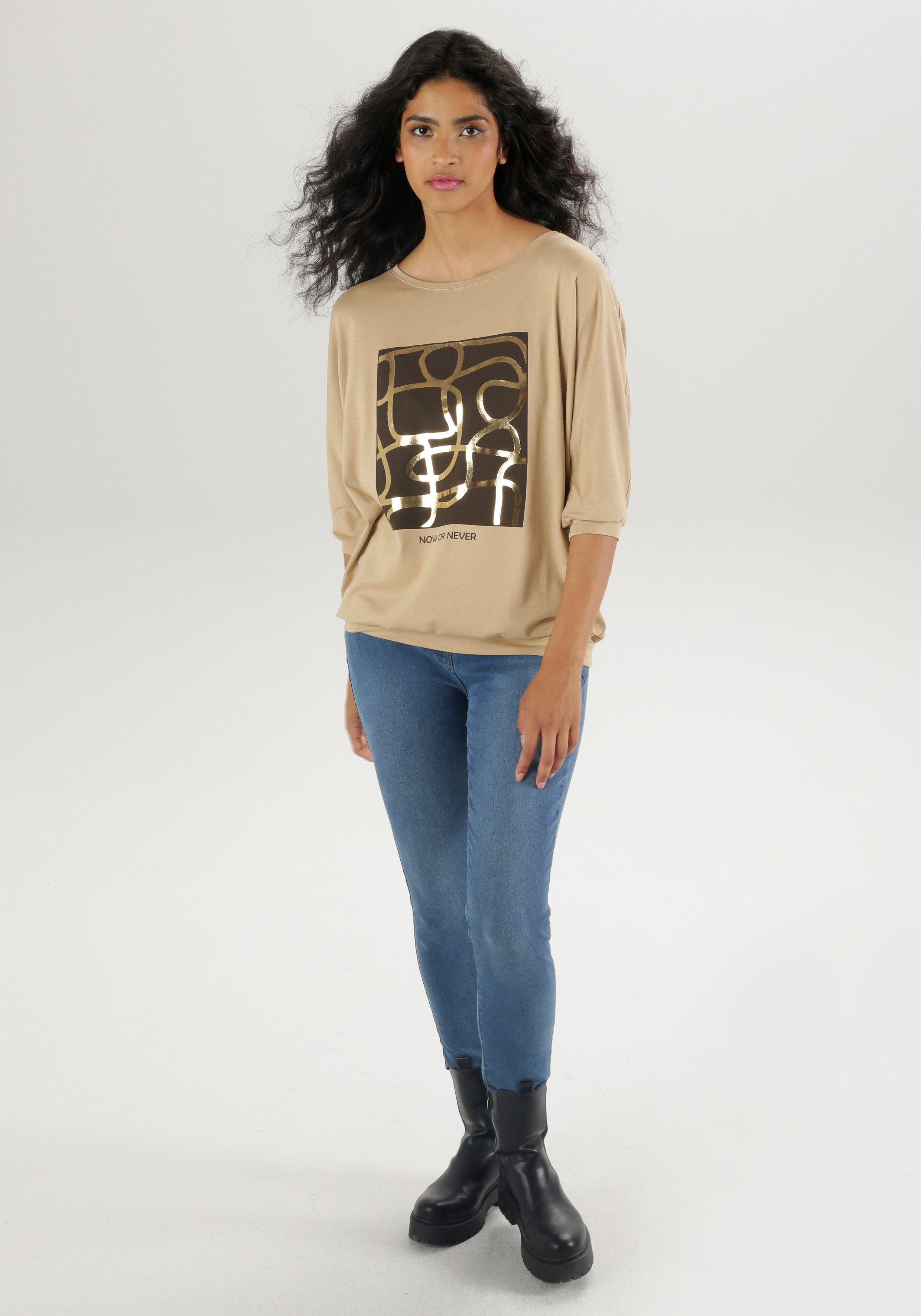 Aniston SELECTED Shirt met vleermuismouwen met goudkleurige folieprint