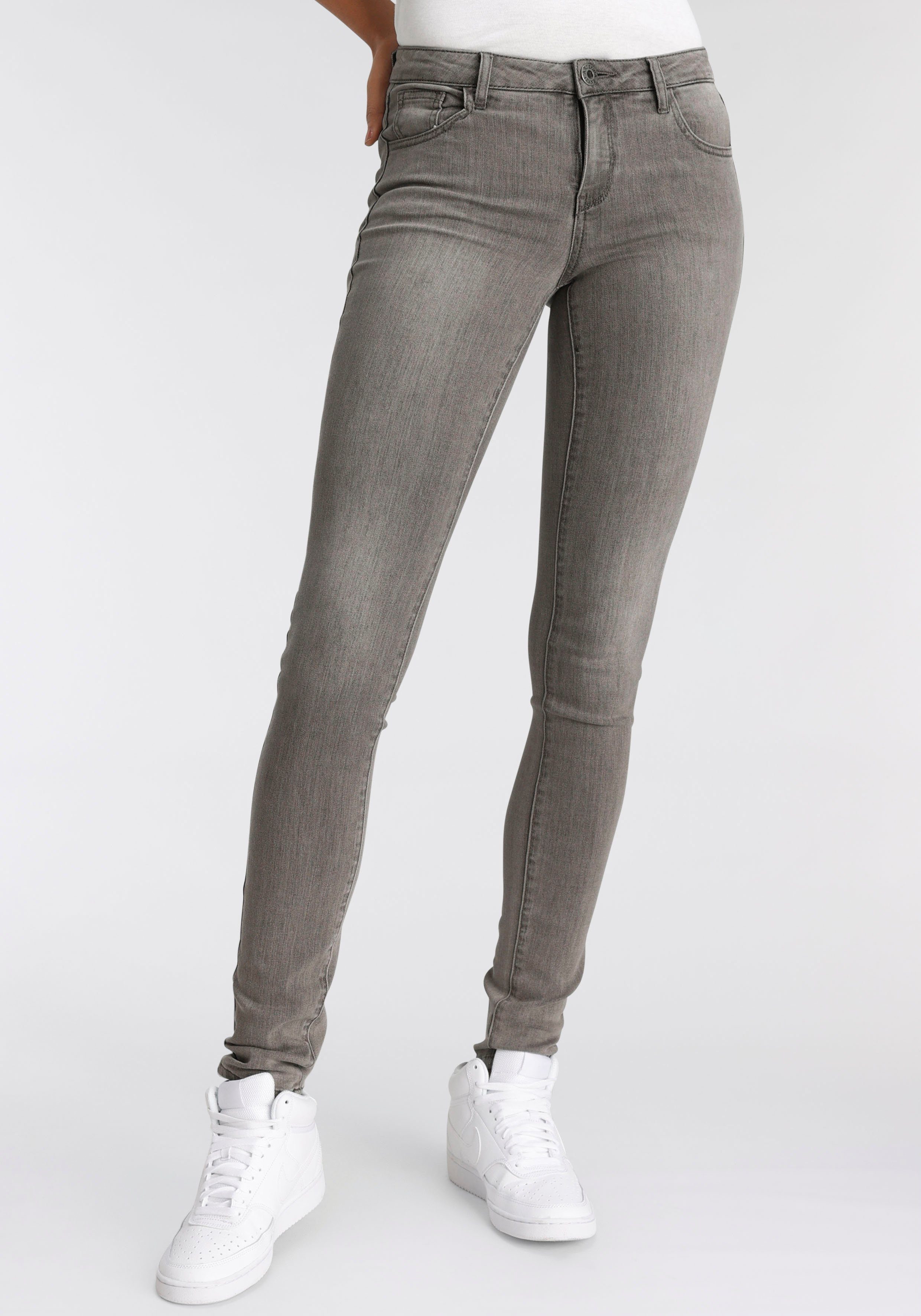 Arizona Skinny fit jeans Ultra Stretch extra-strakke been verloop, normale taille, met steekzakken