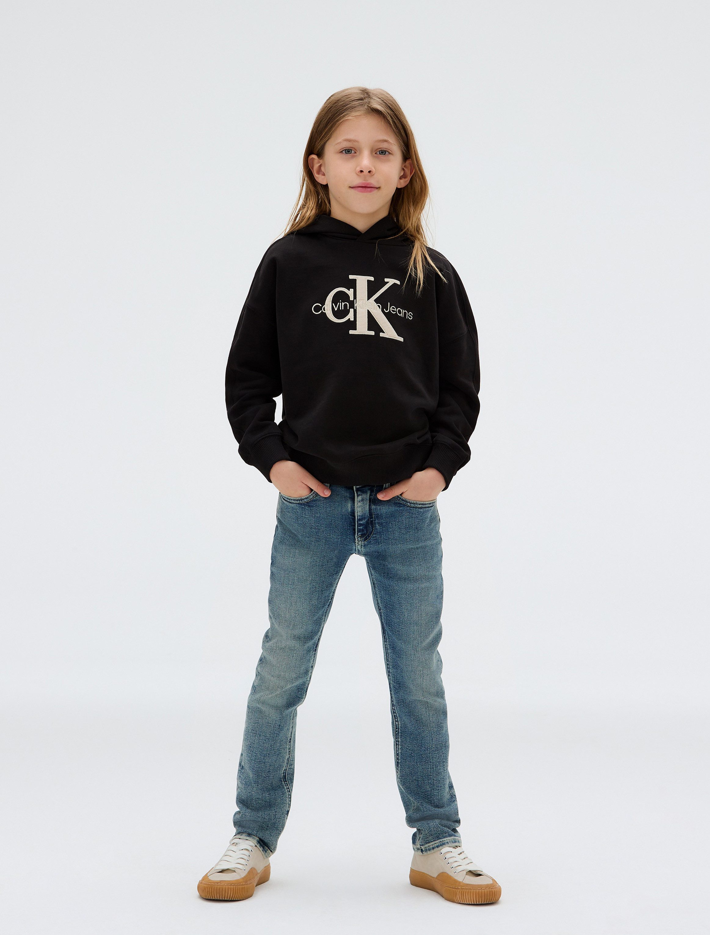 Calvin Klein Slim fit jeans SLIM NEW MID BLUE PWS voor kinderen tot 16 jaar, in coole wassing
