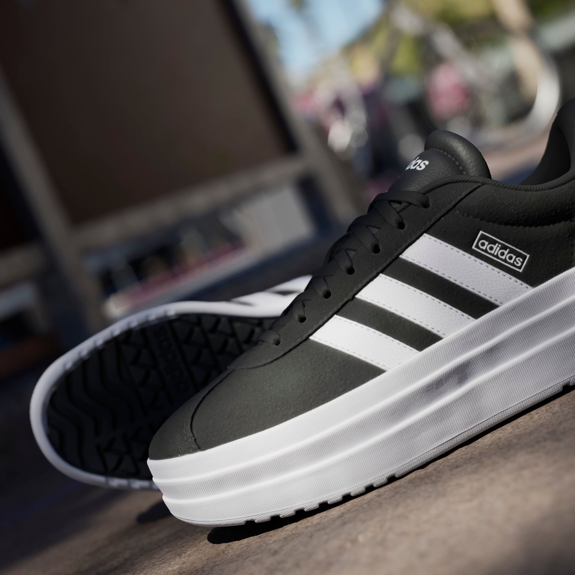 adidas Sportswear Sneakers VL COURT BOLD Design in de voetsporen van de adidas Gazelle Bold