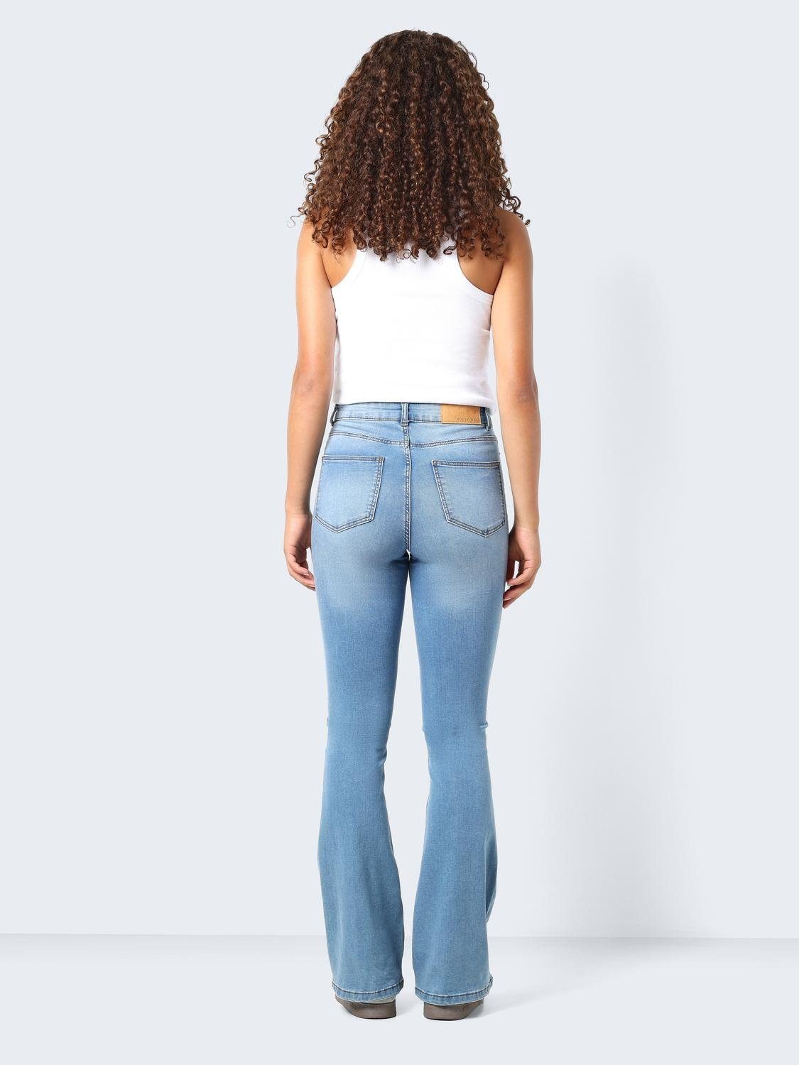 Noisy may Bootcut jeans NMSALLIE HW FLARE JEANS VI162LB NOOS
