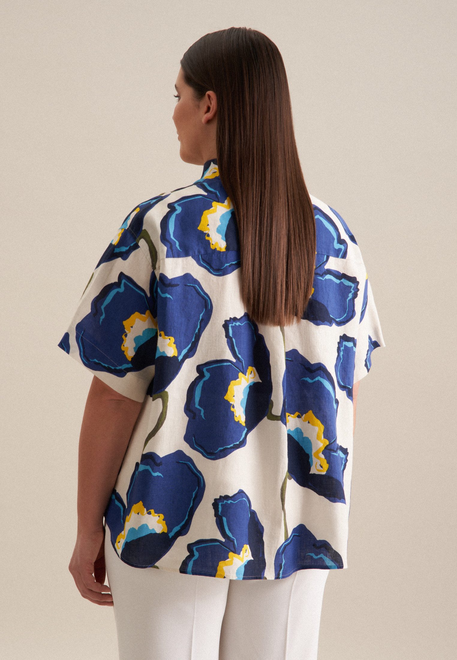 seidensticker Overhemdblouse Zwarte roos Korte mouwen kraag in bloemmotief
