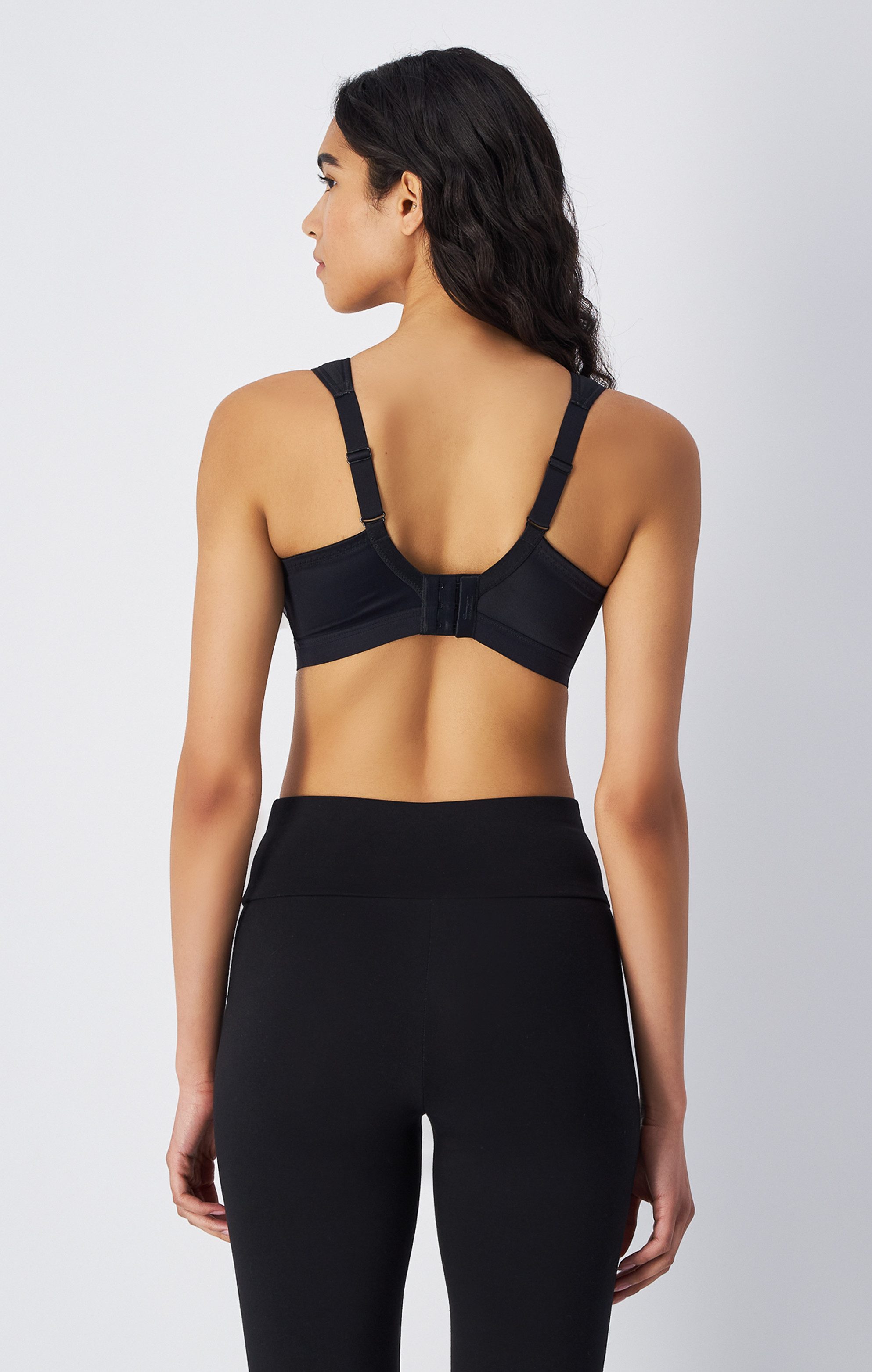 Shock Absorber Sport-bh Sa Bra SN109 SA D+MAX BRA de ideale bh voor loopsporten en zware sporten