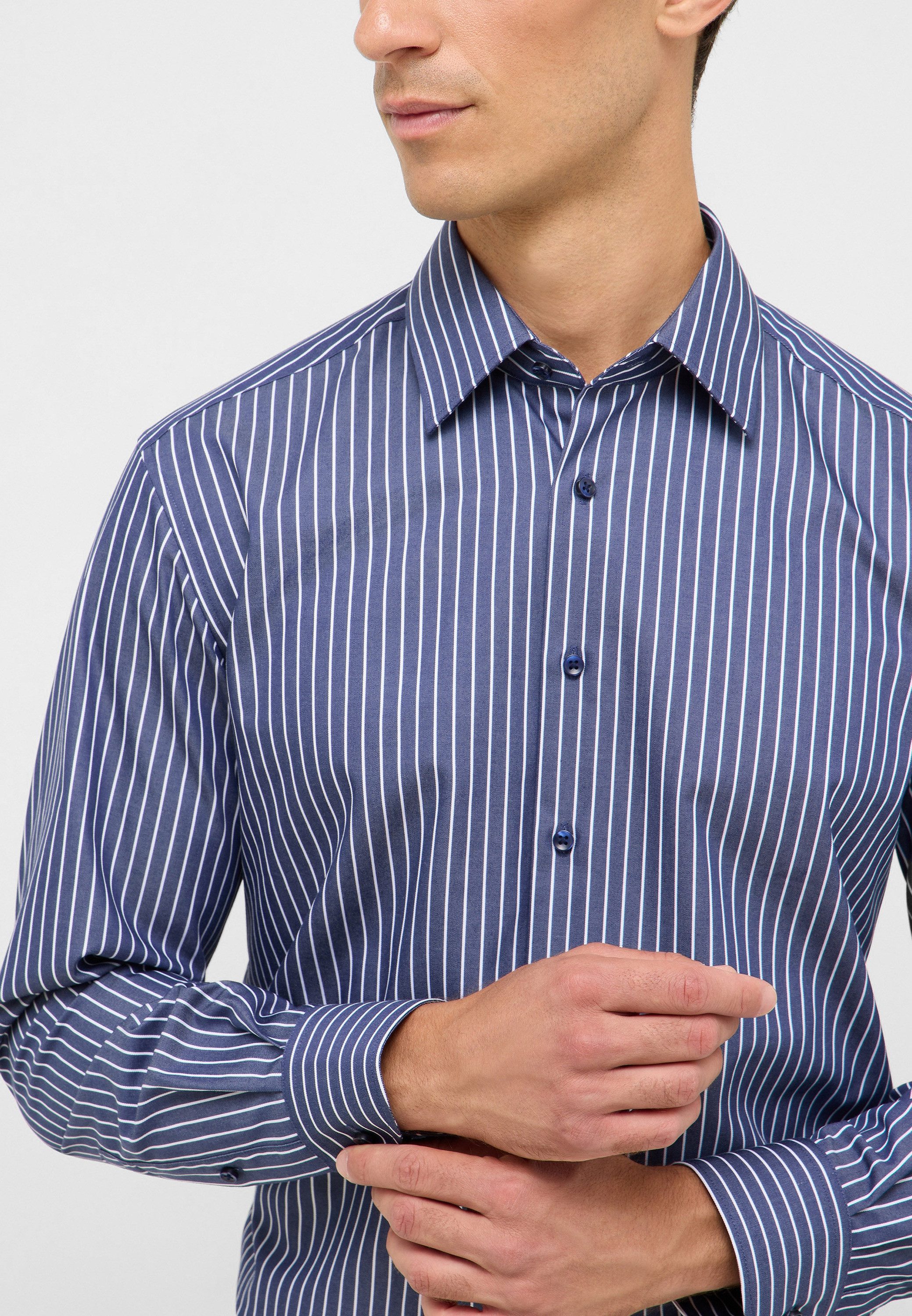 Eterna Overhemd met lange mouwen MODERN FIT NON IRON (strijkvrij)