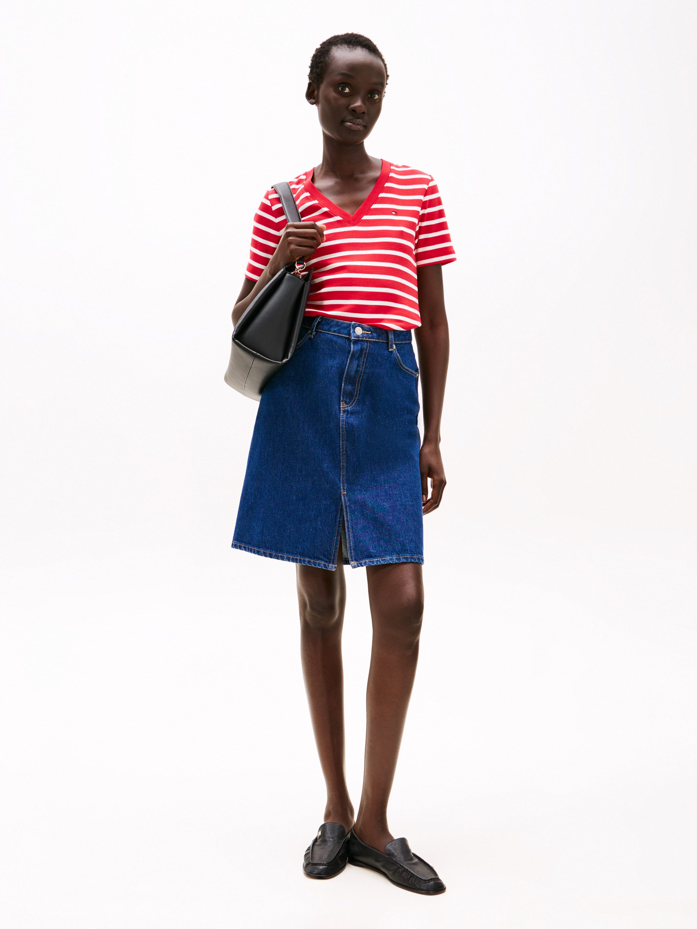 Tommy Hilfiger T-shirt SLIM CODY V-NK SS met geborduurd logo
