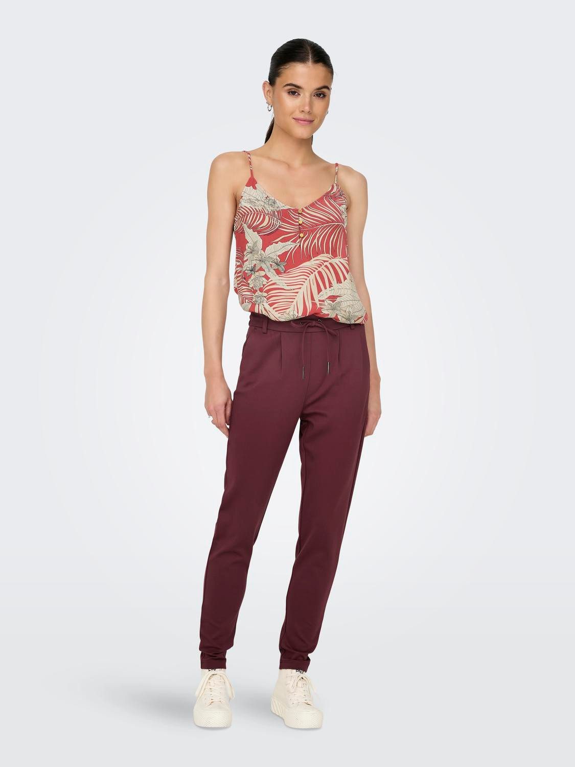 Only Top met spaghettibandjes ONLPALINA LIFE SINGLET PTM
