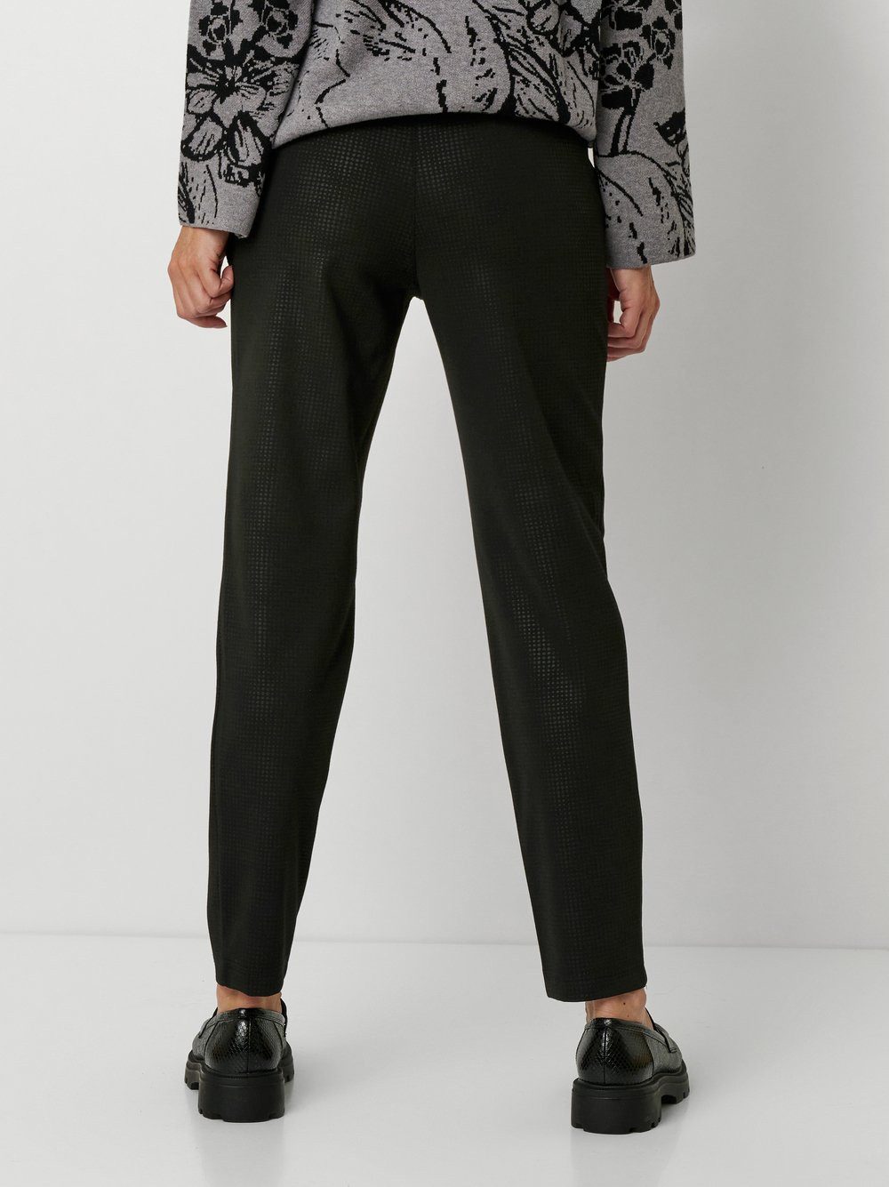 TONI Comfortbroek Sue Modern Chic Zomerbroek met fijn motief