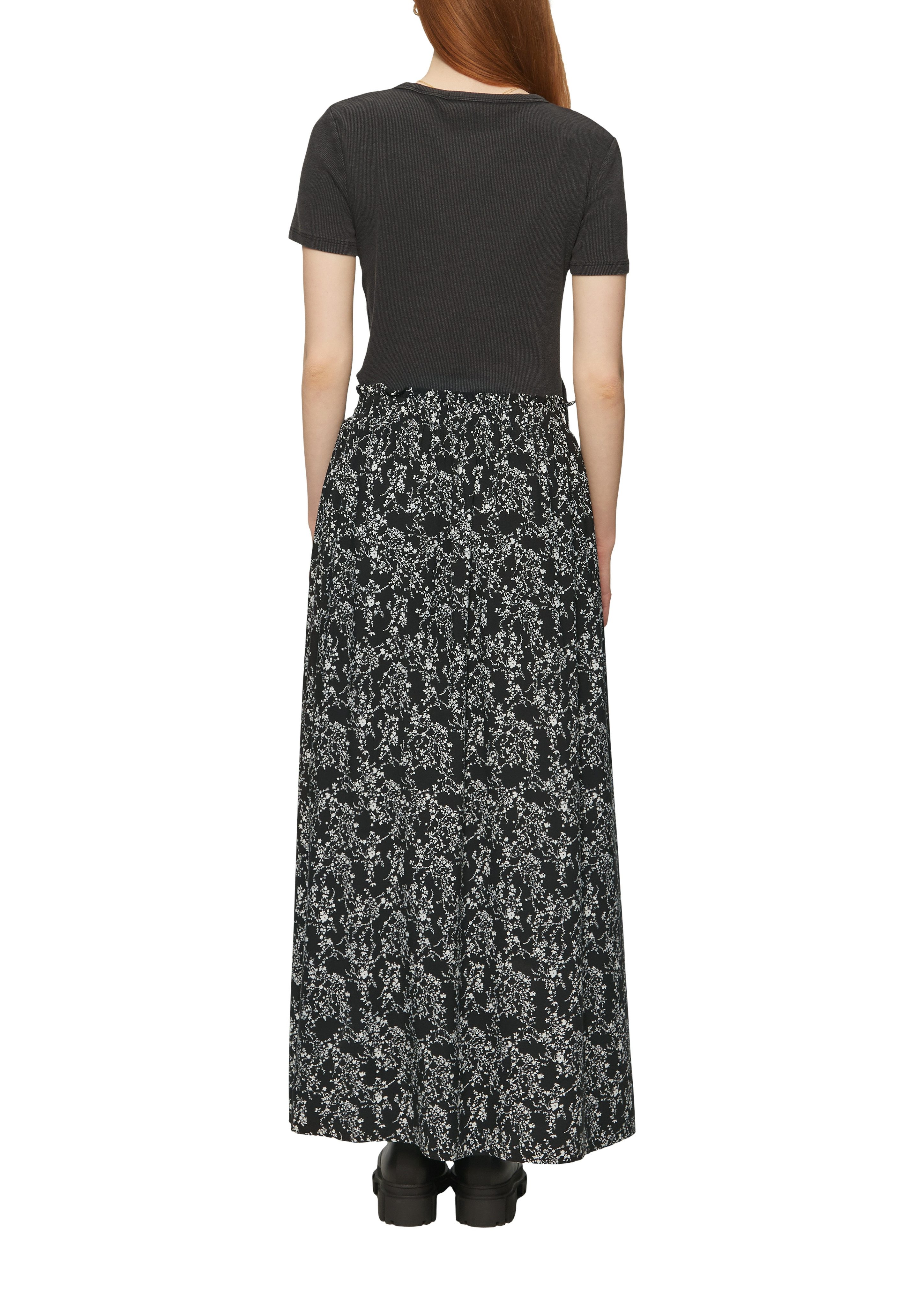 Q/S designed by Maxirok met print all-over