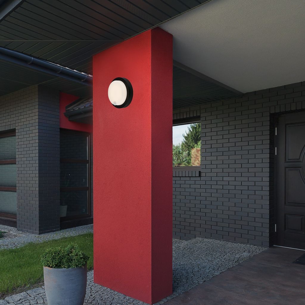 Briloner Leuchten Wandlamp voor buiten Accu LED buitenwandlamp met bewegingssensor, kunststof, zwart