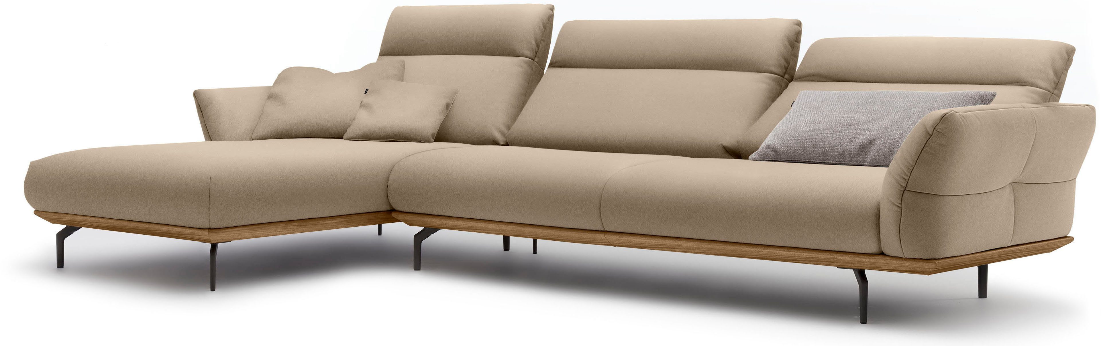 Creation BY ROLF BENZ Hoekbank Hs.460 Sokkel in walnotenhout, onderstel in umbra grijs, breedte 338 cm