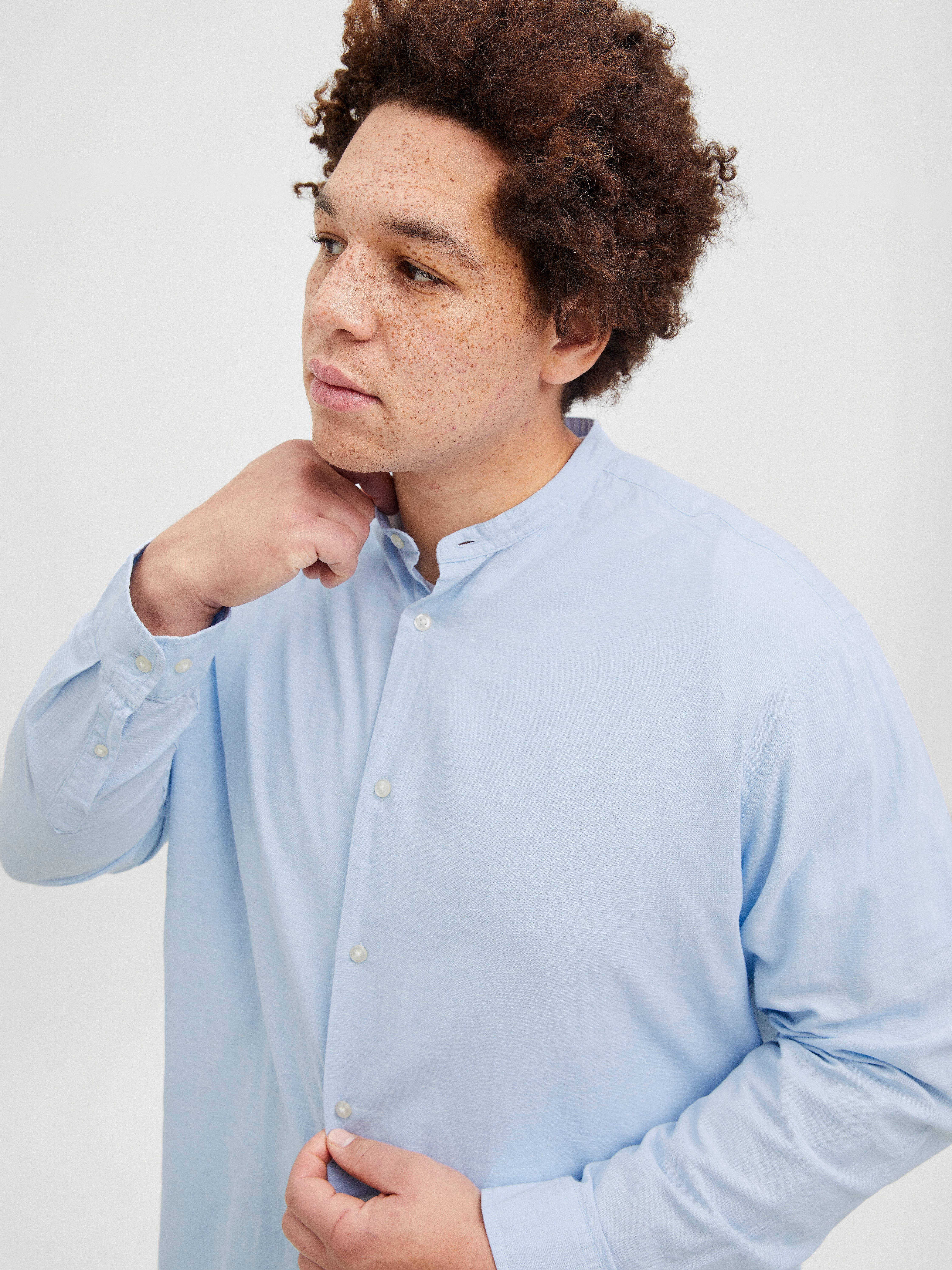Jack & Jones PlusSize Overhemd met lange mouwen JJEBREEZE LINEN BLE BAND SHIRT LS SN PLS