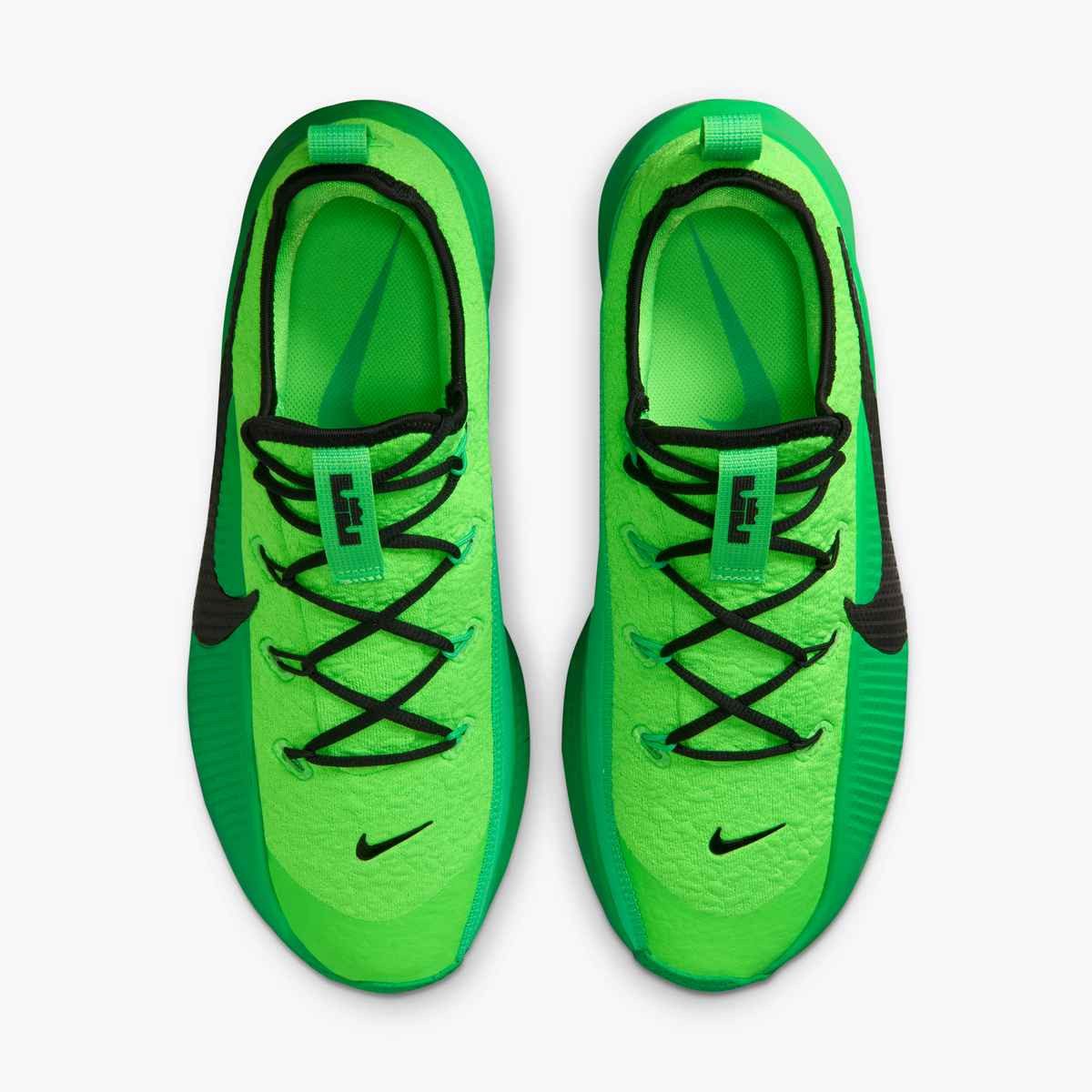 Nike Trainingsschoenen LEBRON TR 1