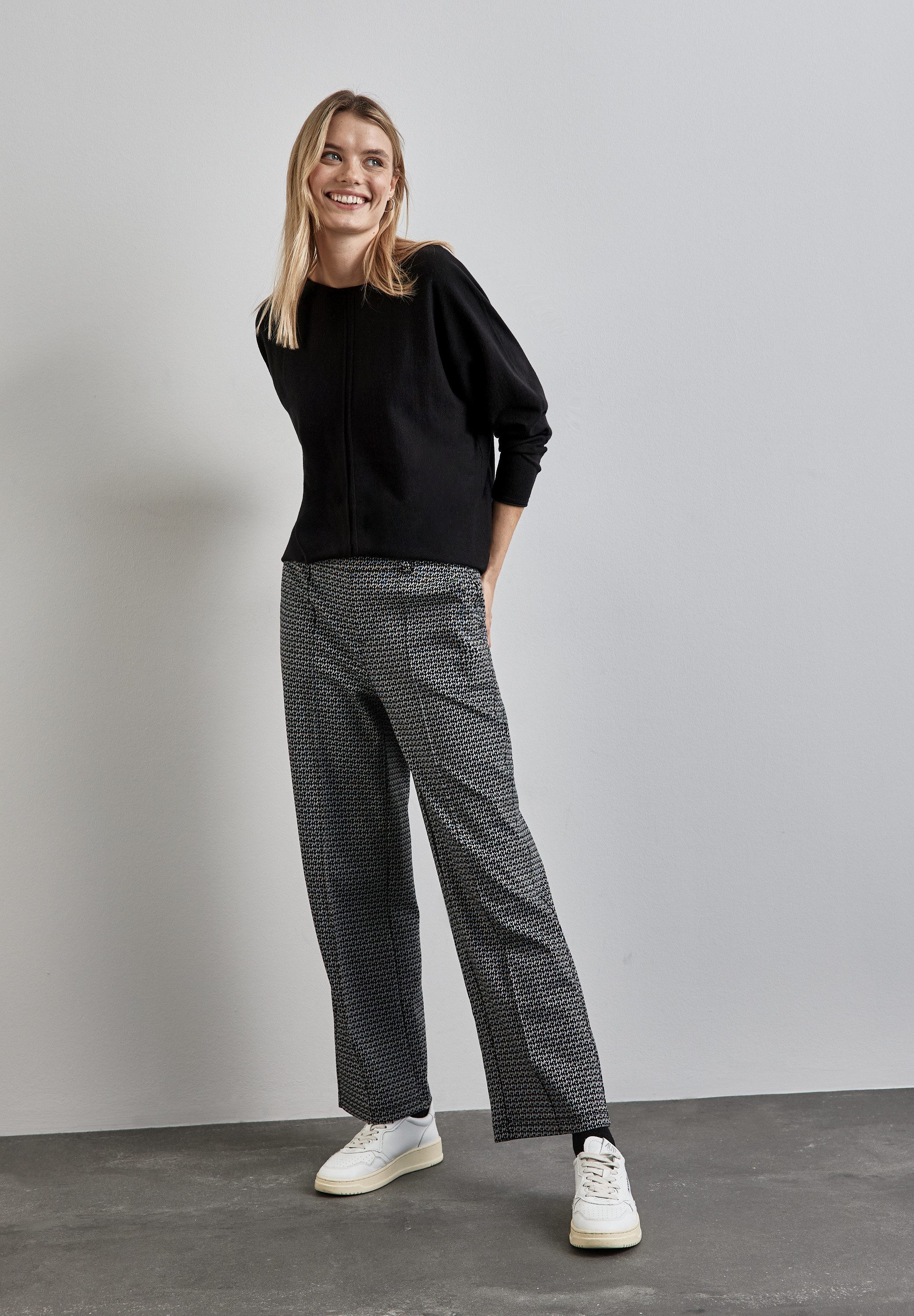 STREET ONE Gebreide trui in dolman-stijl, met u-halslijn